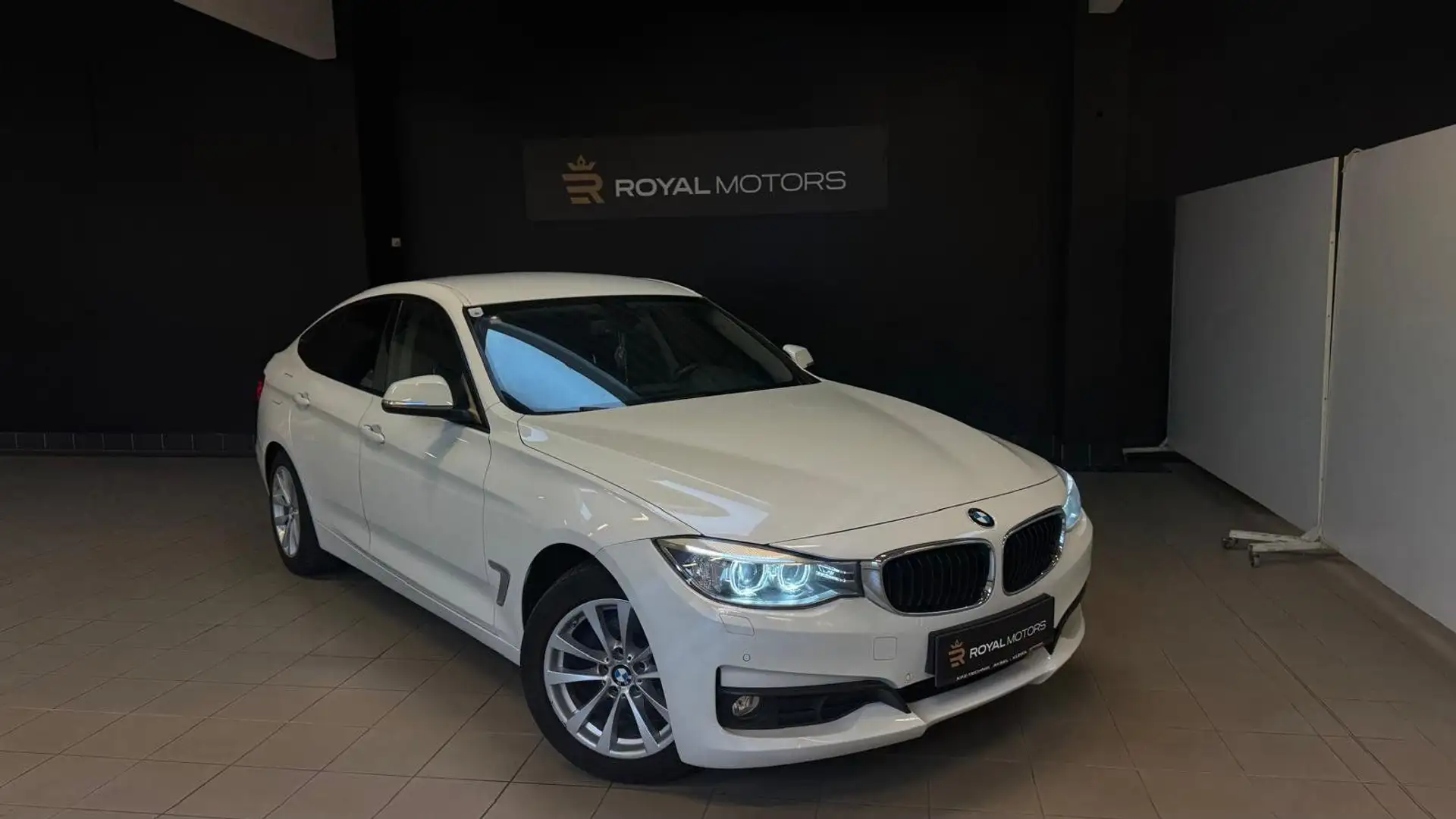 BMW 318 Gran Turismo 318d Weiß - 1