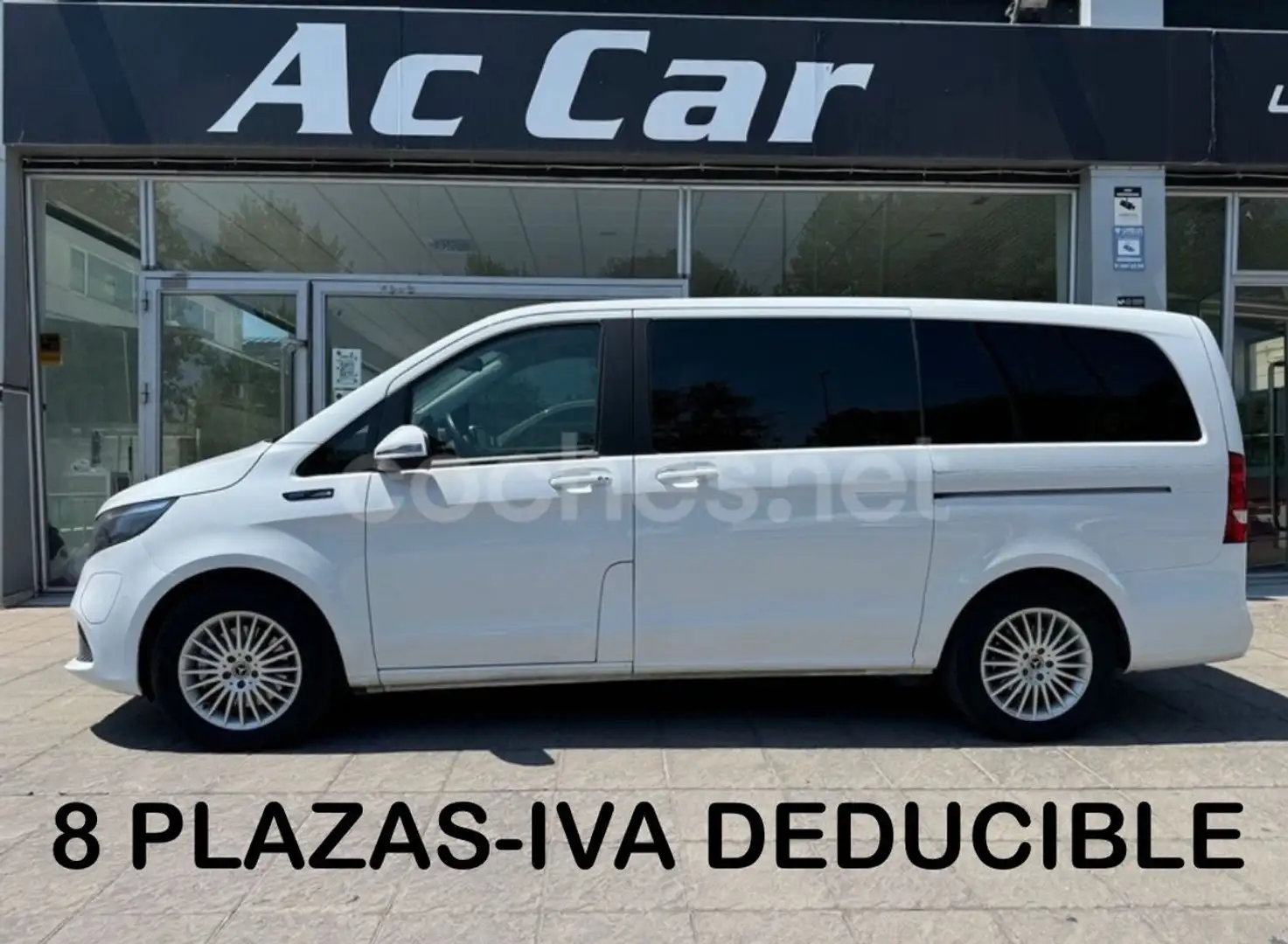 Mercedes-Benz EQV 300 Larga Белый - 1