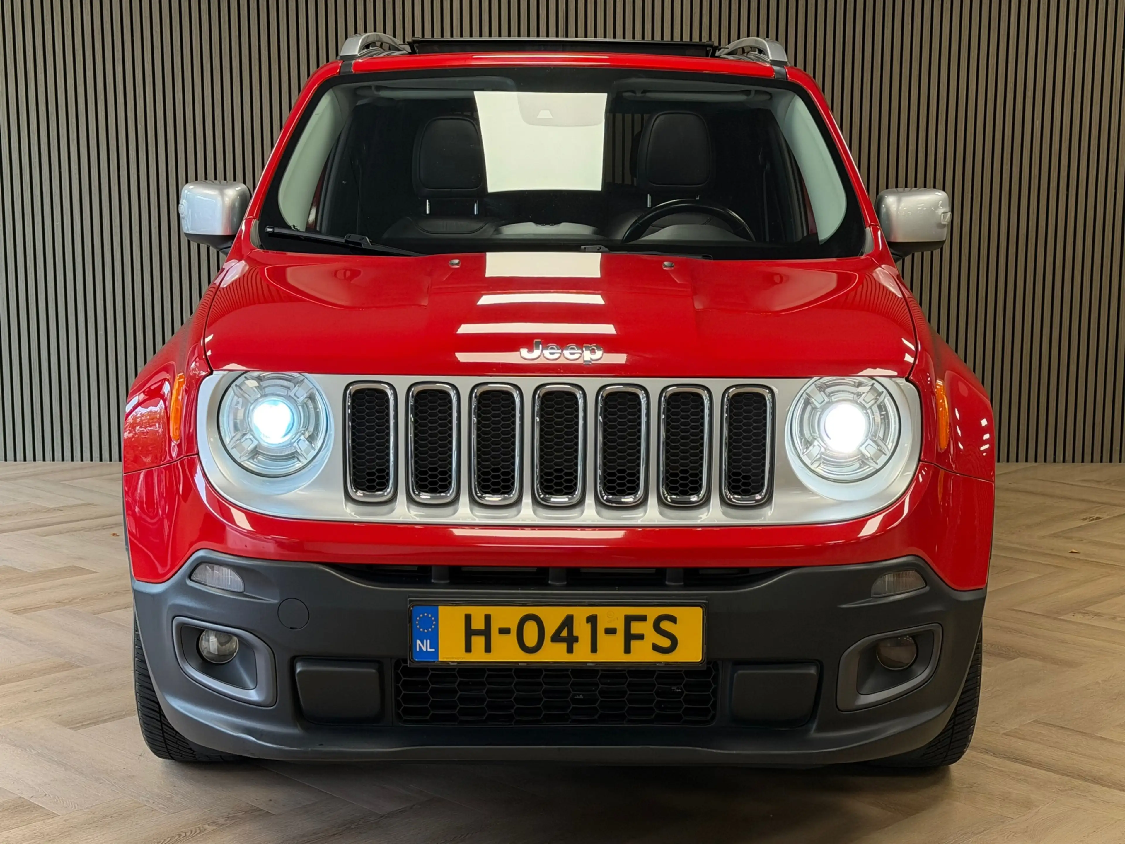 Jeep Renegade 1.4 MultiAir Limited AUT. PANORAMADAK CAMERA PDC C — photo 2