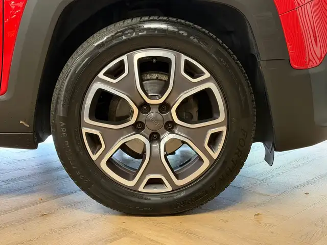 Jeep Renegade view 7