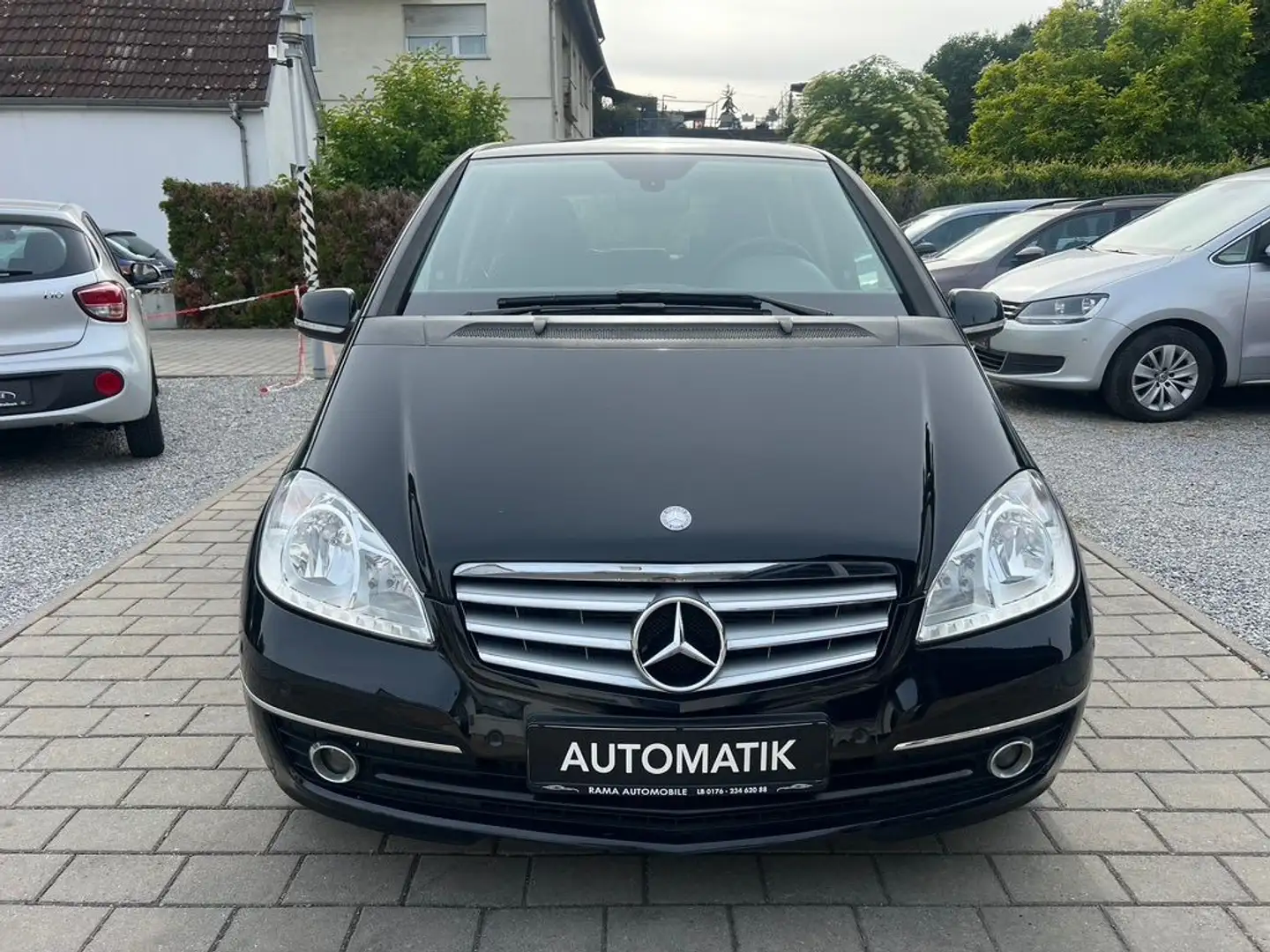 Mercedes-Benz A 200 KLIMA T.LEDER PDC SHZ 1HAND SERVICEVOLL Nero - 2