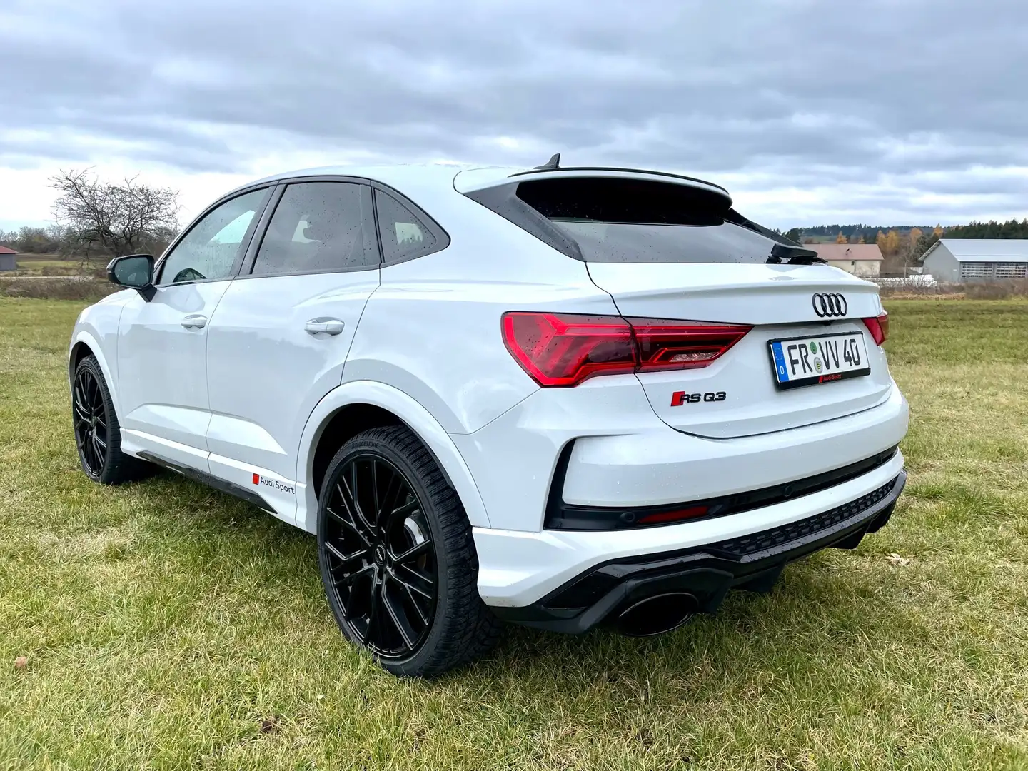 Audi RS Q3 5 Zylinder Sportback - Inzahlungnahme und Mwst. Weiß - 2