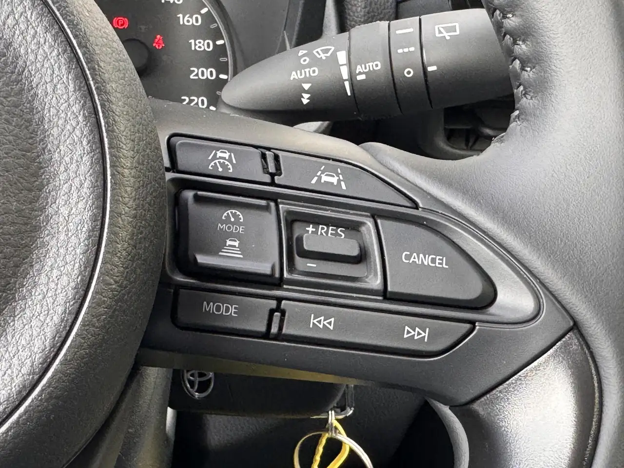 Toyota Yaris 2026 — фото 11