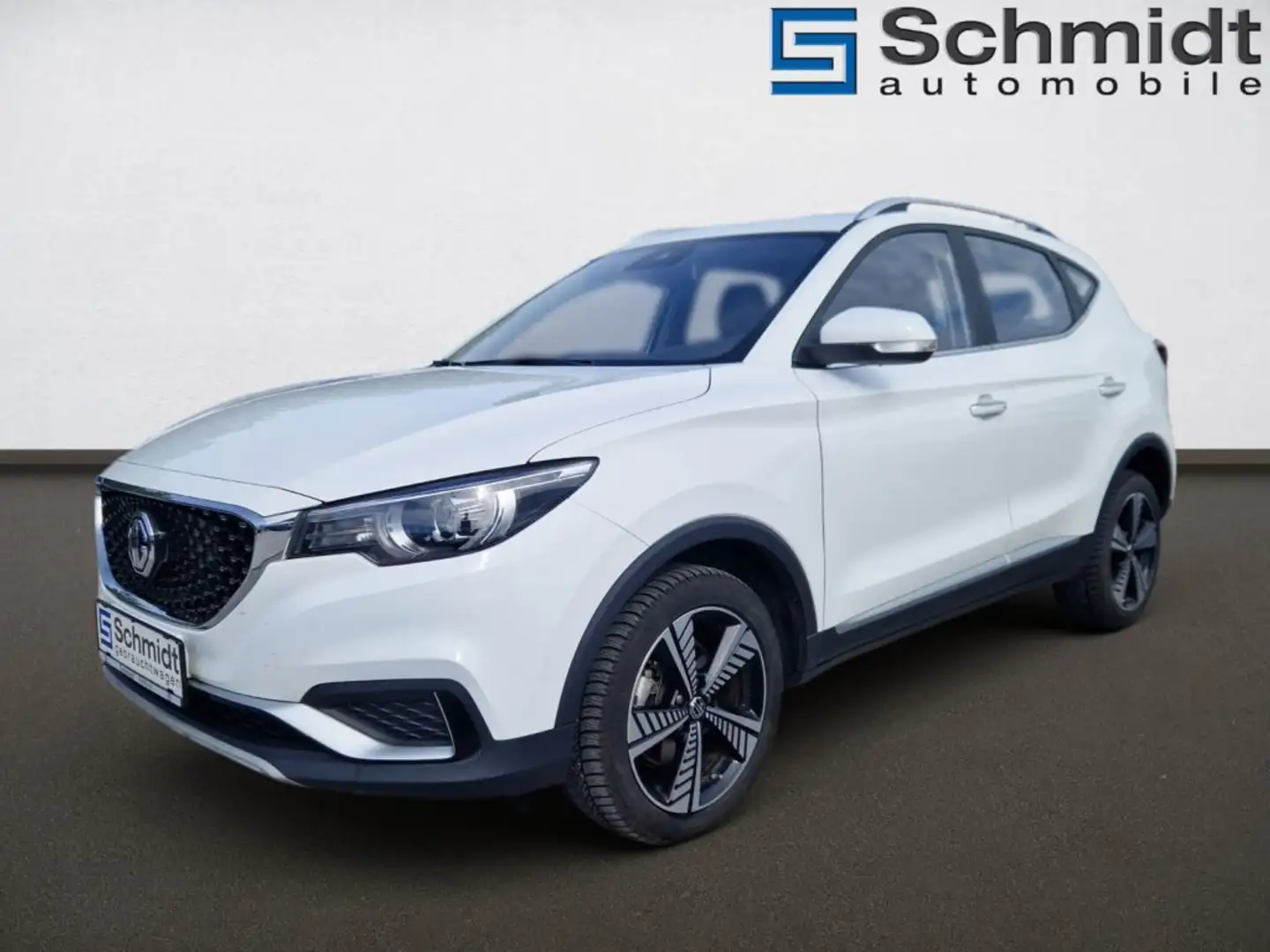 MG ZS EV 44,5kWh Luxury Белый - 2