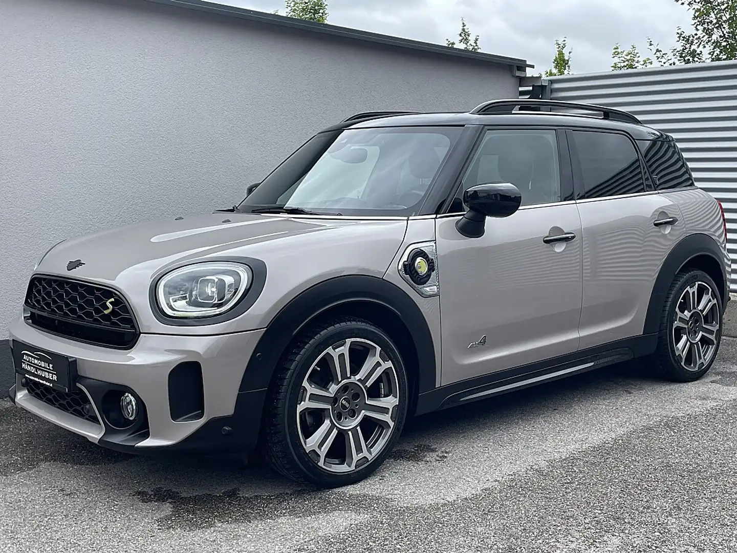 MINI Cooper Countryman MINI Countryman Cooper Hybrid SE ALL4 Aut.LEDER... Grau - 1