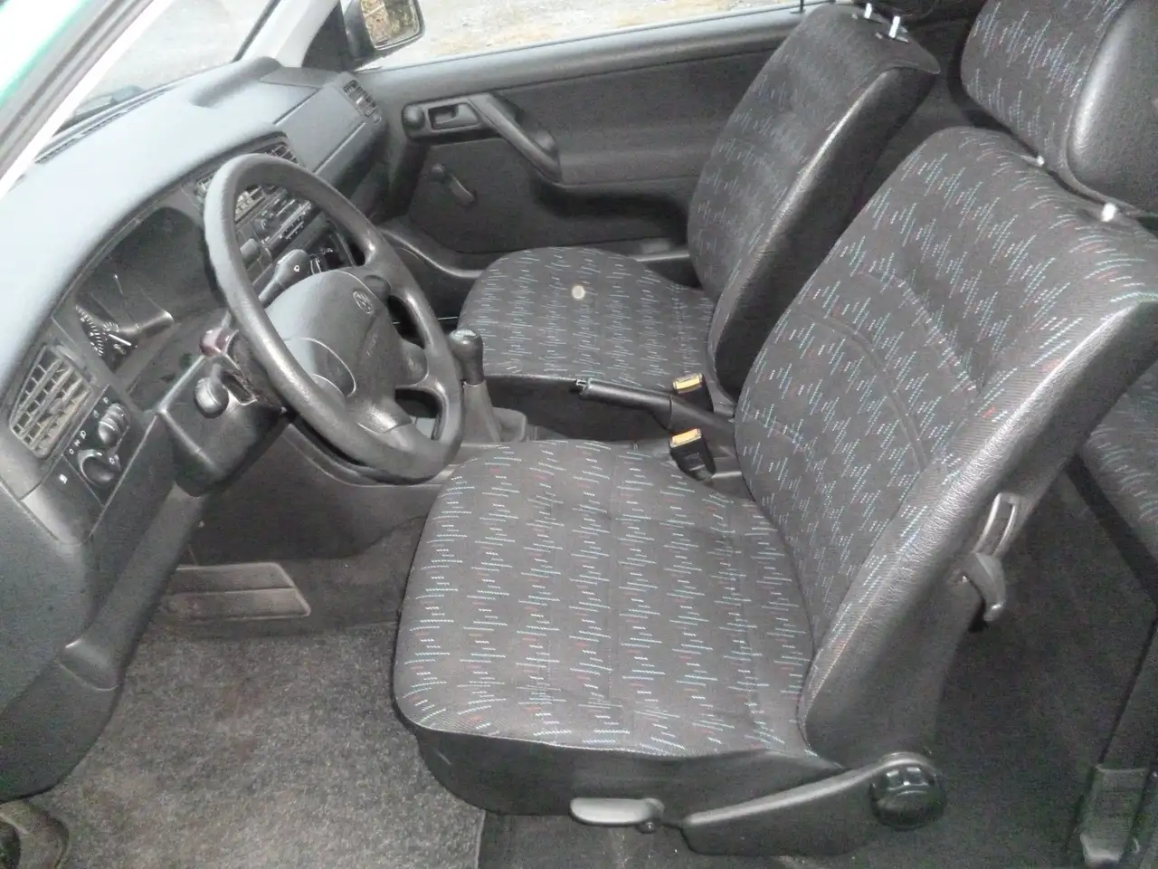 Volkswagen Golf III 1.6 CL, 2. Hand, Scheckheft, TÜV 06/28, foto 9
