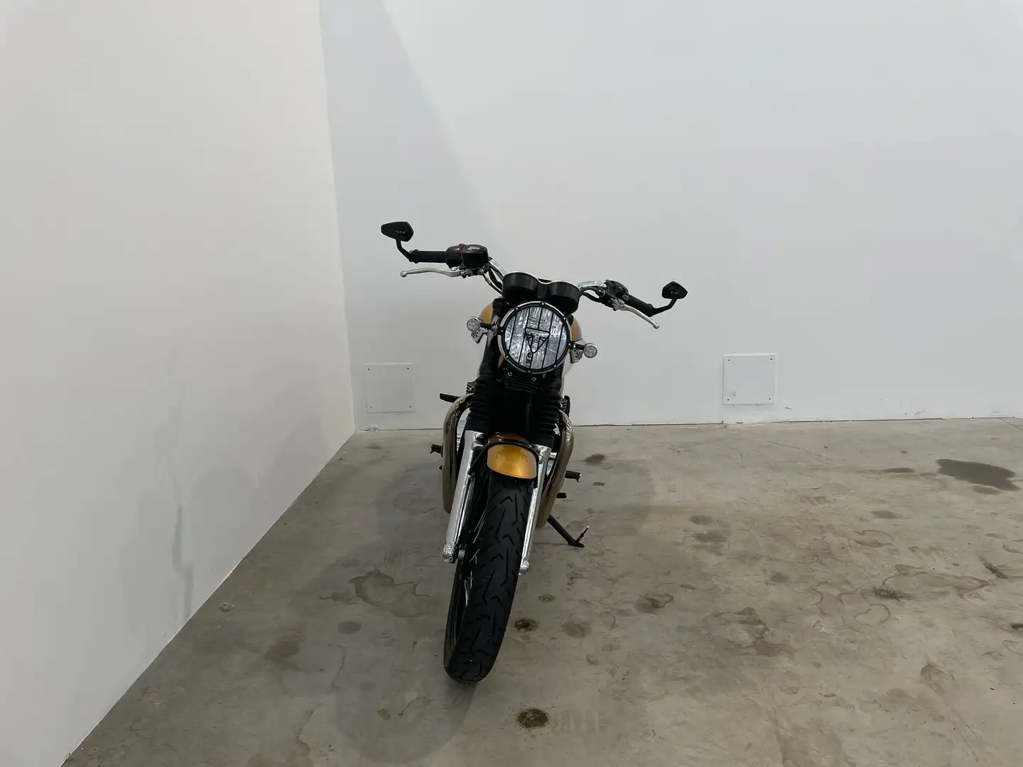 Triumph Bonneville T100 Jaune - 2