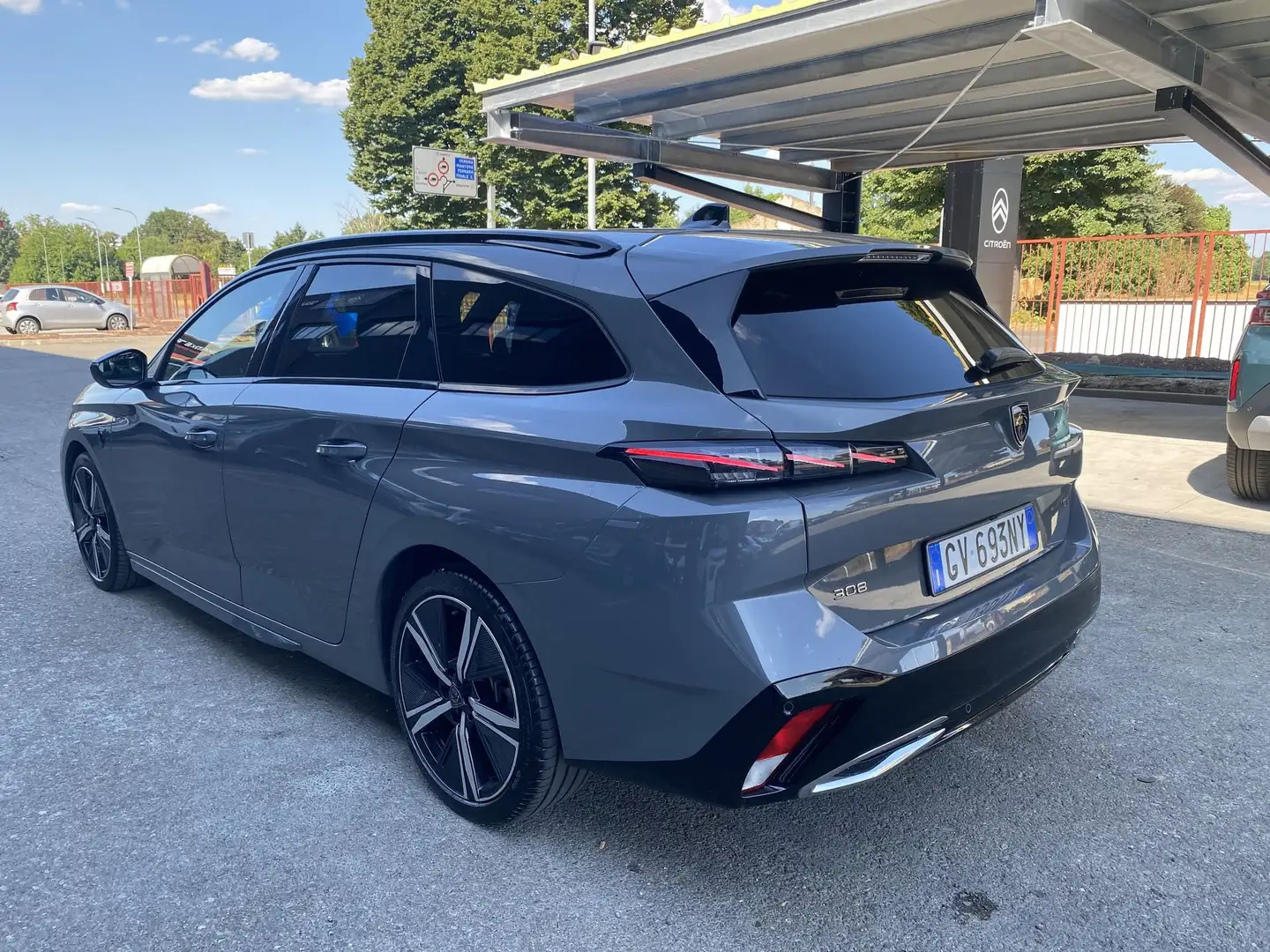 Peugeot 308 BlueHDi 130 S&S EAT8 SW GT Grigio - 2