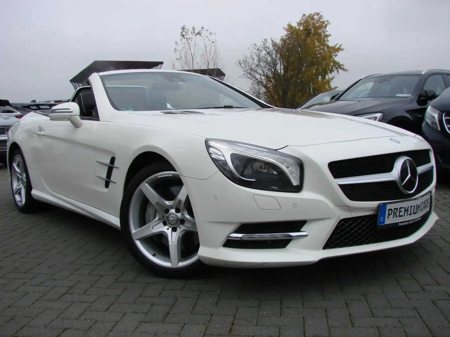 Mercedes-Benz SL 500 Roadster AMG Magic Sky H&K Distronic Bílá - 1
