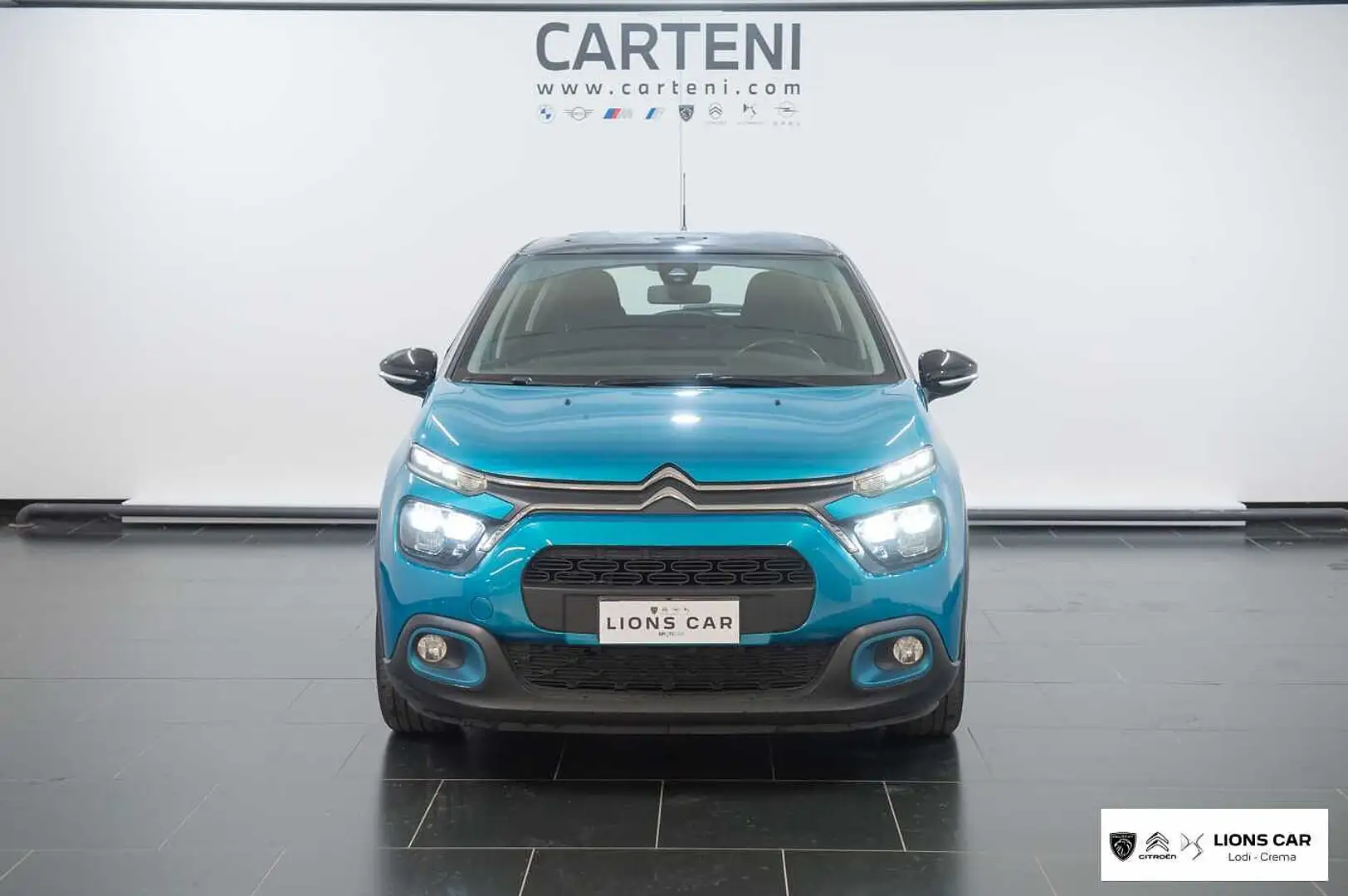 Citroen C3 3ª serie PureTech 110 S&S Shine Blu/Azzurro - 2