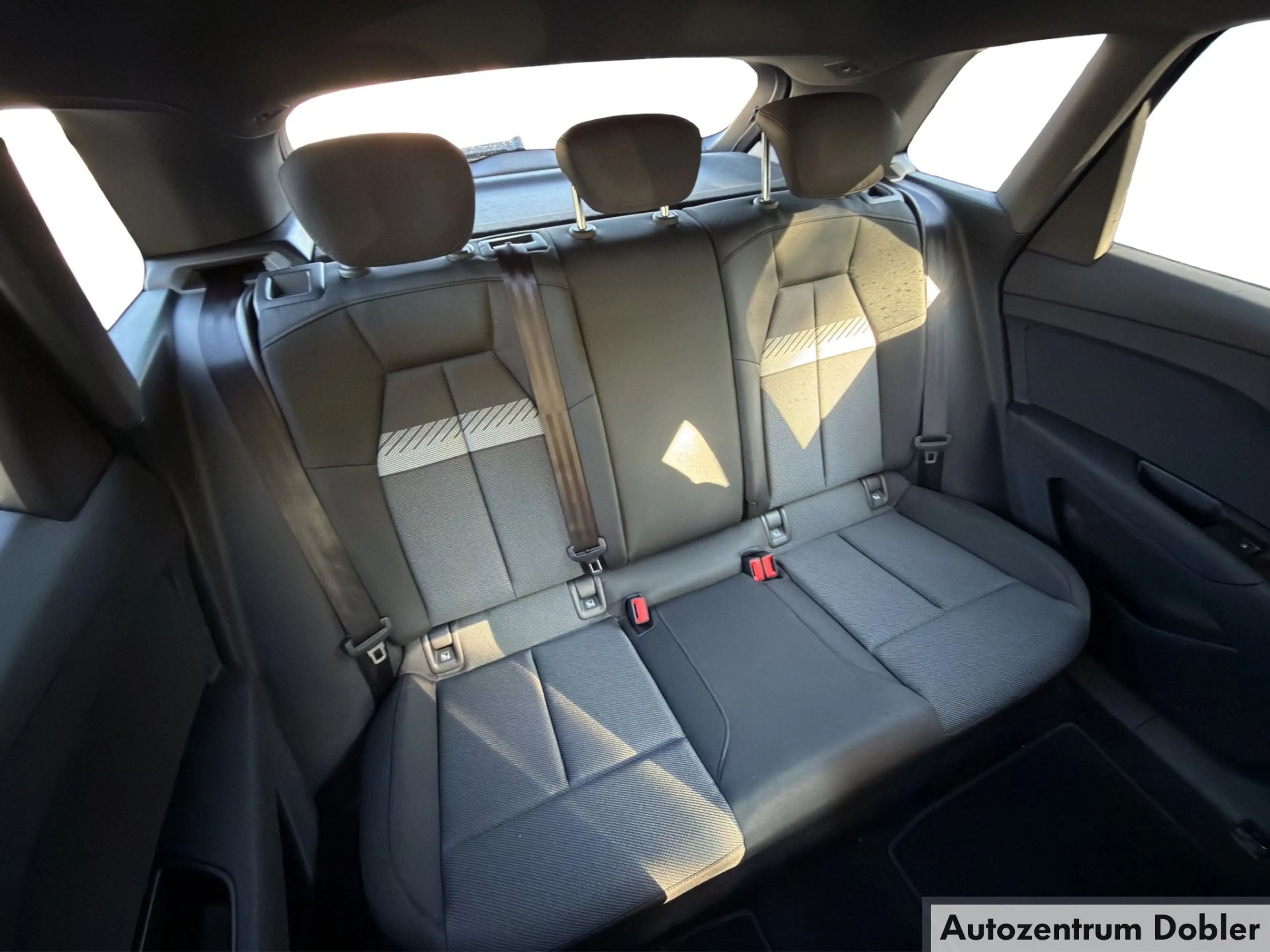 Audi Q4 e-tron Q4 NEU S-line AHK,ACC,Tech+,BiDi-Laden,20",Mtrix — photo 11