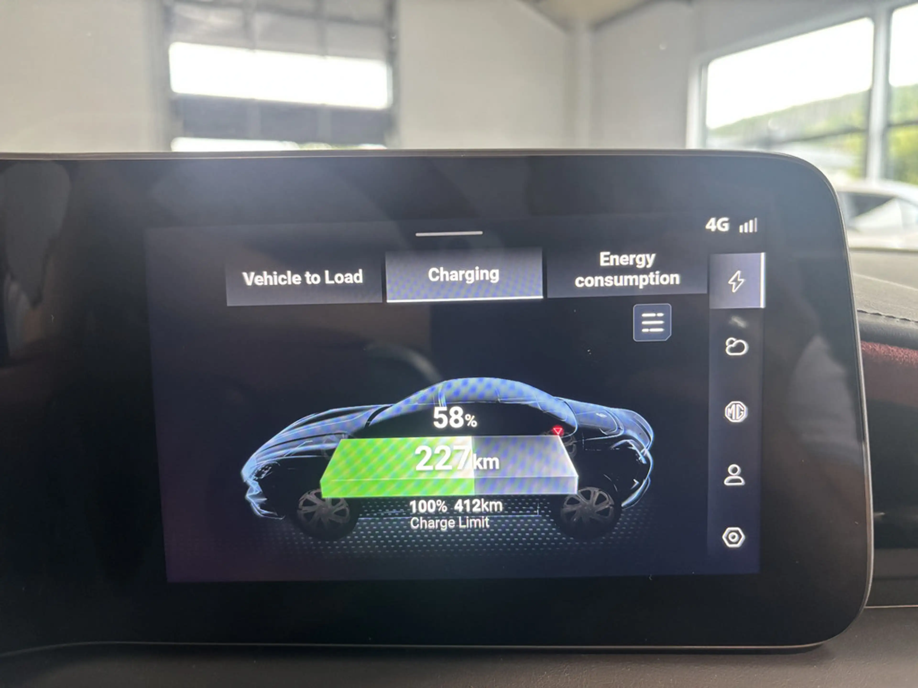 MG Cyberster 375 kW AWD Xpower SHZ W-LAN ACC LED — photo 15