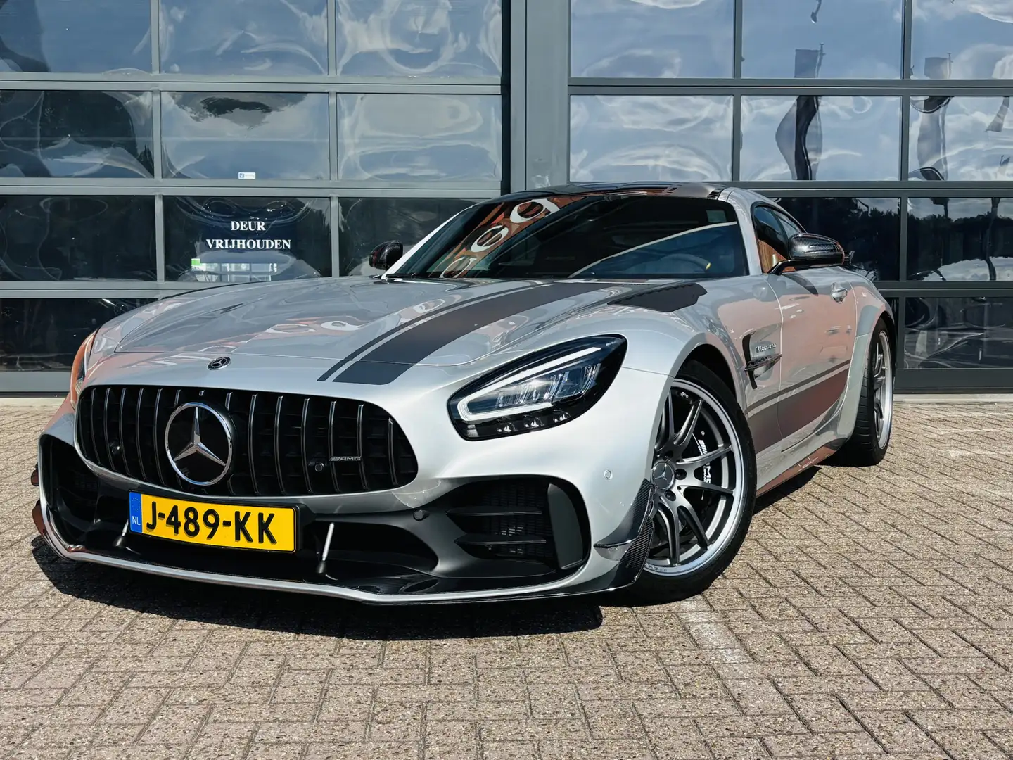 Mercedes-Benz AMG GT 4.0 R Pro | Achterasbesturing | AMG kuipzetels in Zilver - 2