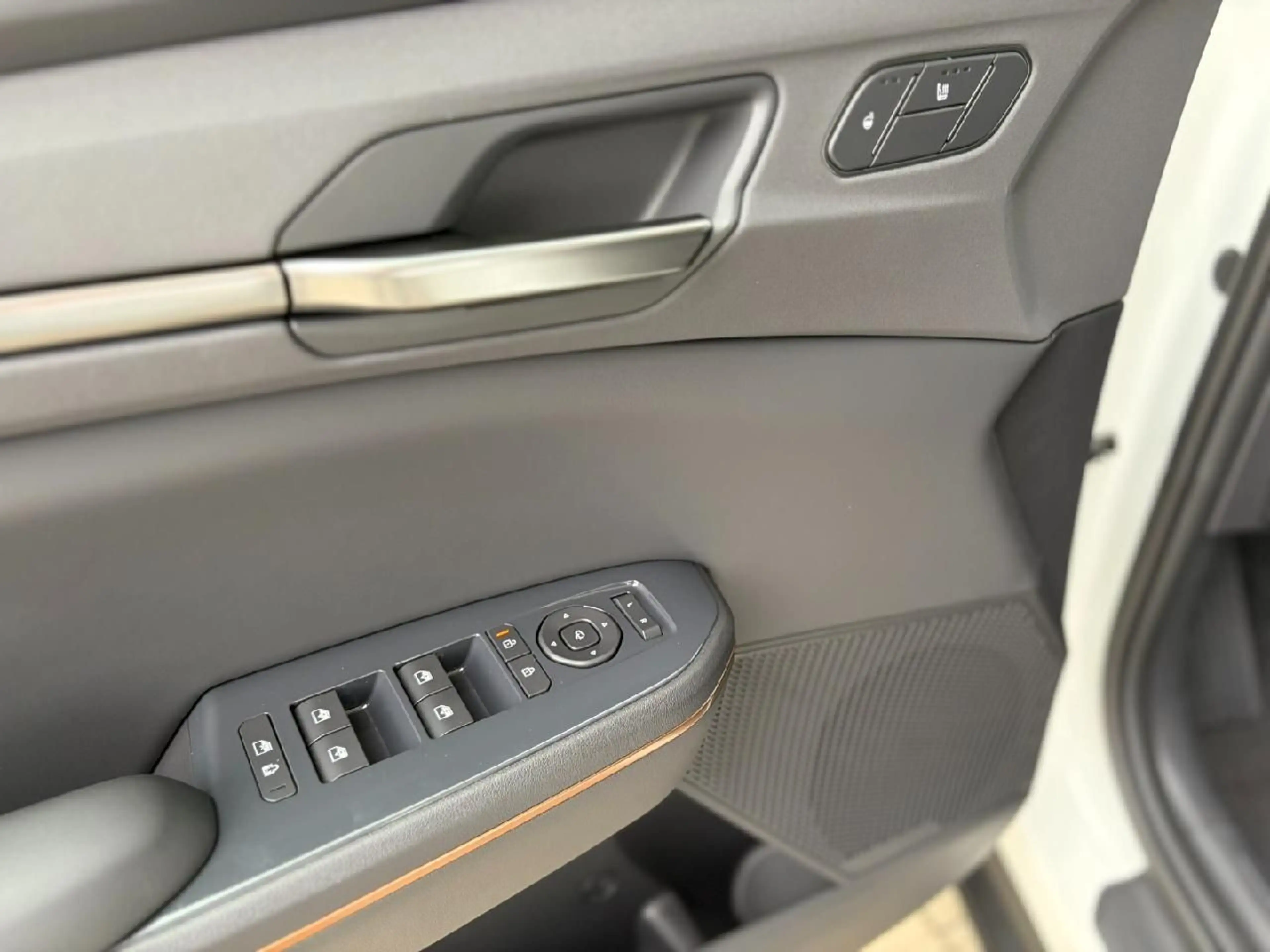 Kia EV5 160 kW 2WD Earth — photo 11