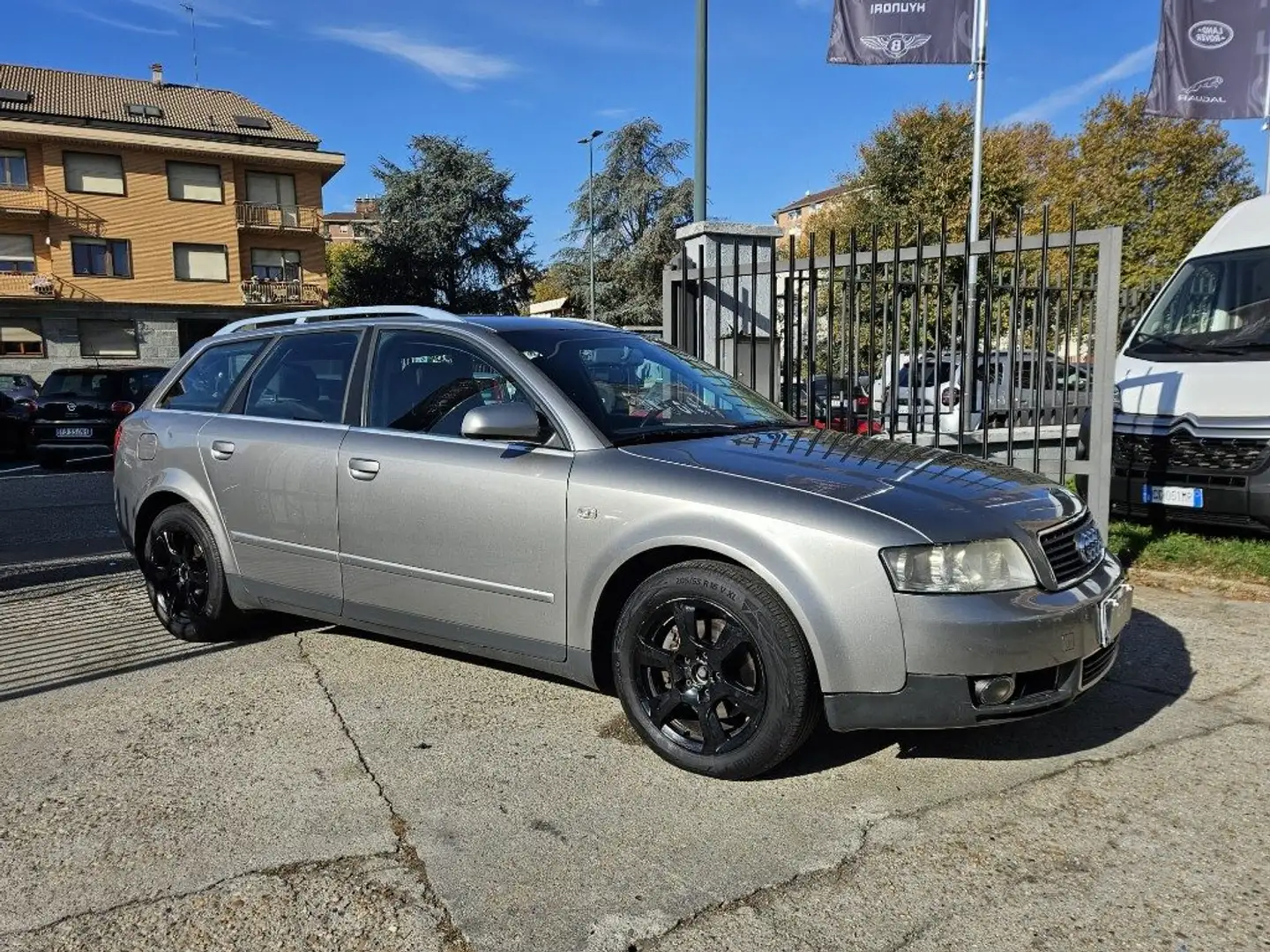 Audi A4 1.9 TDI/130 CV cat Avant Grigio - 2