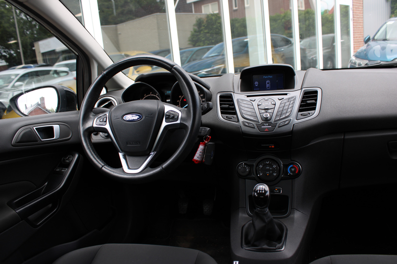 Ford Fiesta 1.0 Style Ultimate — photo 6