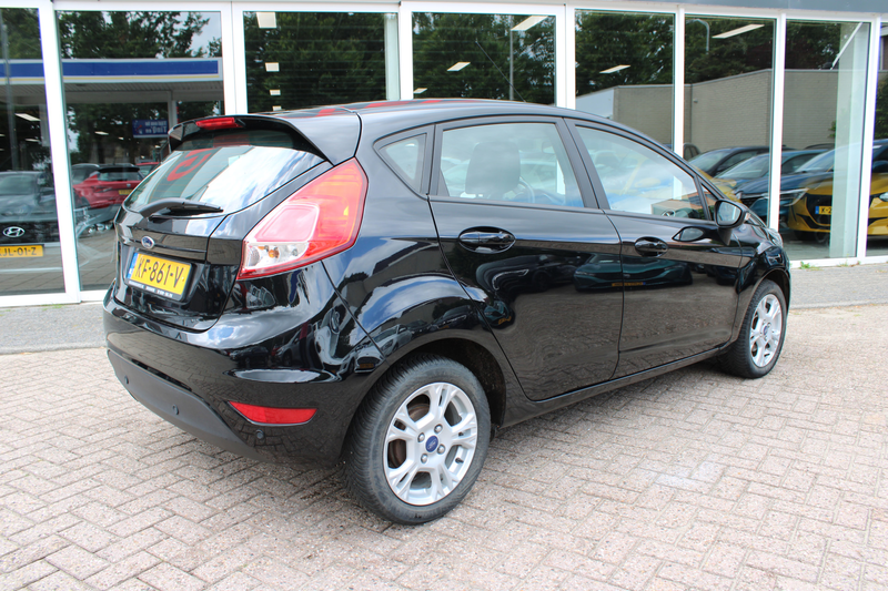 Ford Fiesta 1.0 Style Ultimate — photo 3