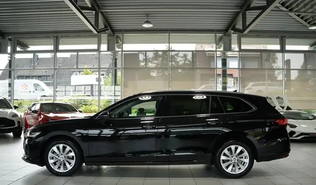 Skoda Superb view 10