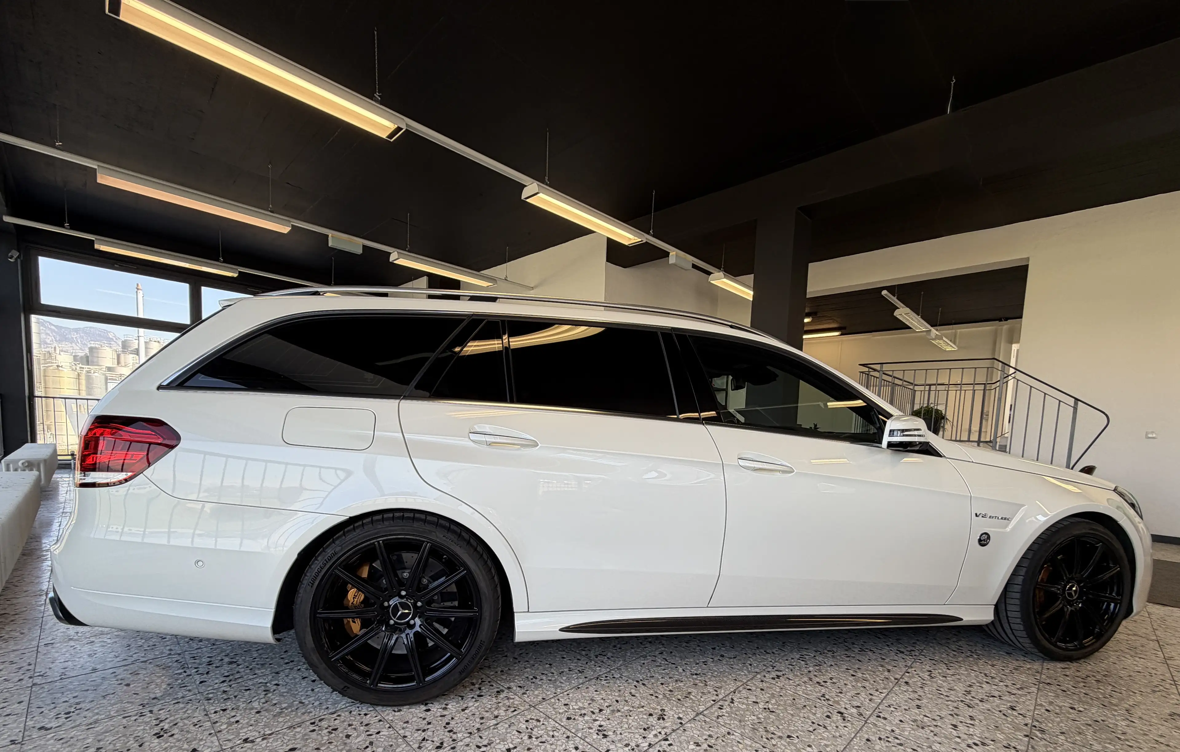 Mercedes-Benz E 63 AMG E 63 S AMG 4Matic Deutsches Fahrzeug — photo 6