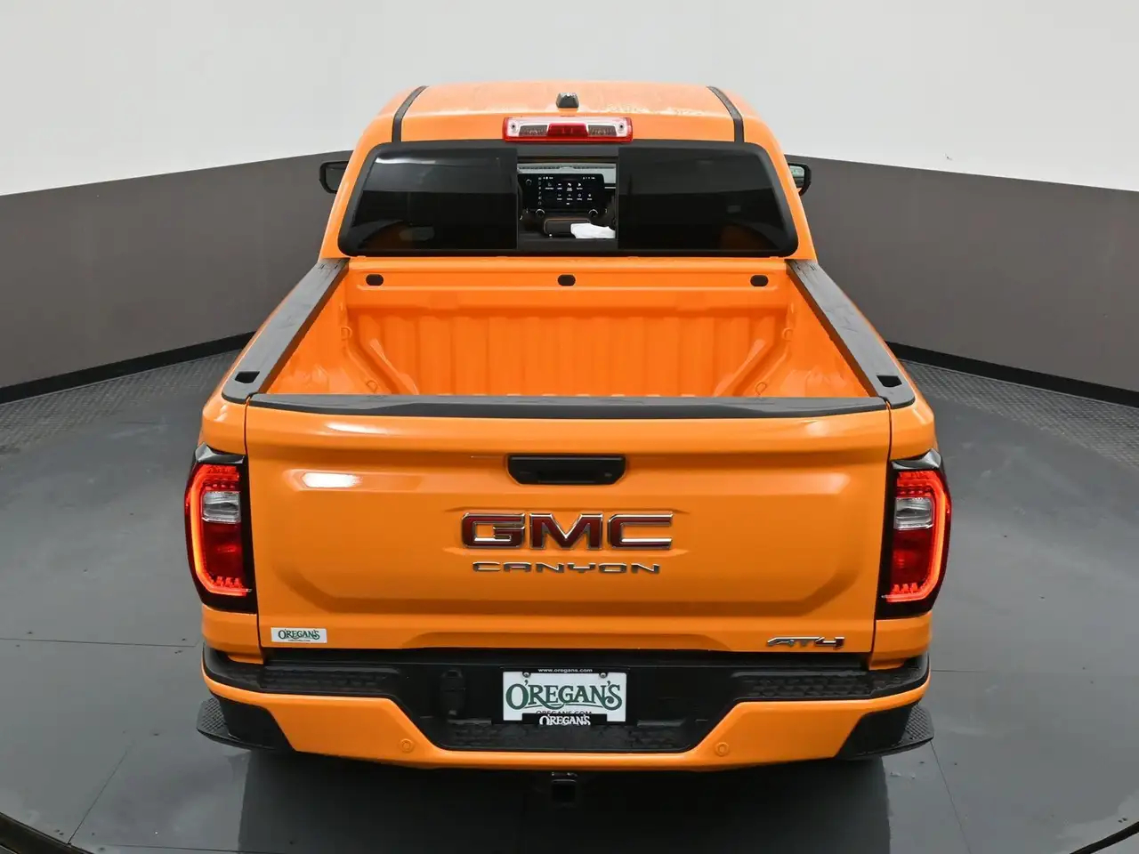 GMC Canyon снимка GMC Canyon