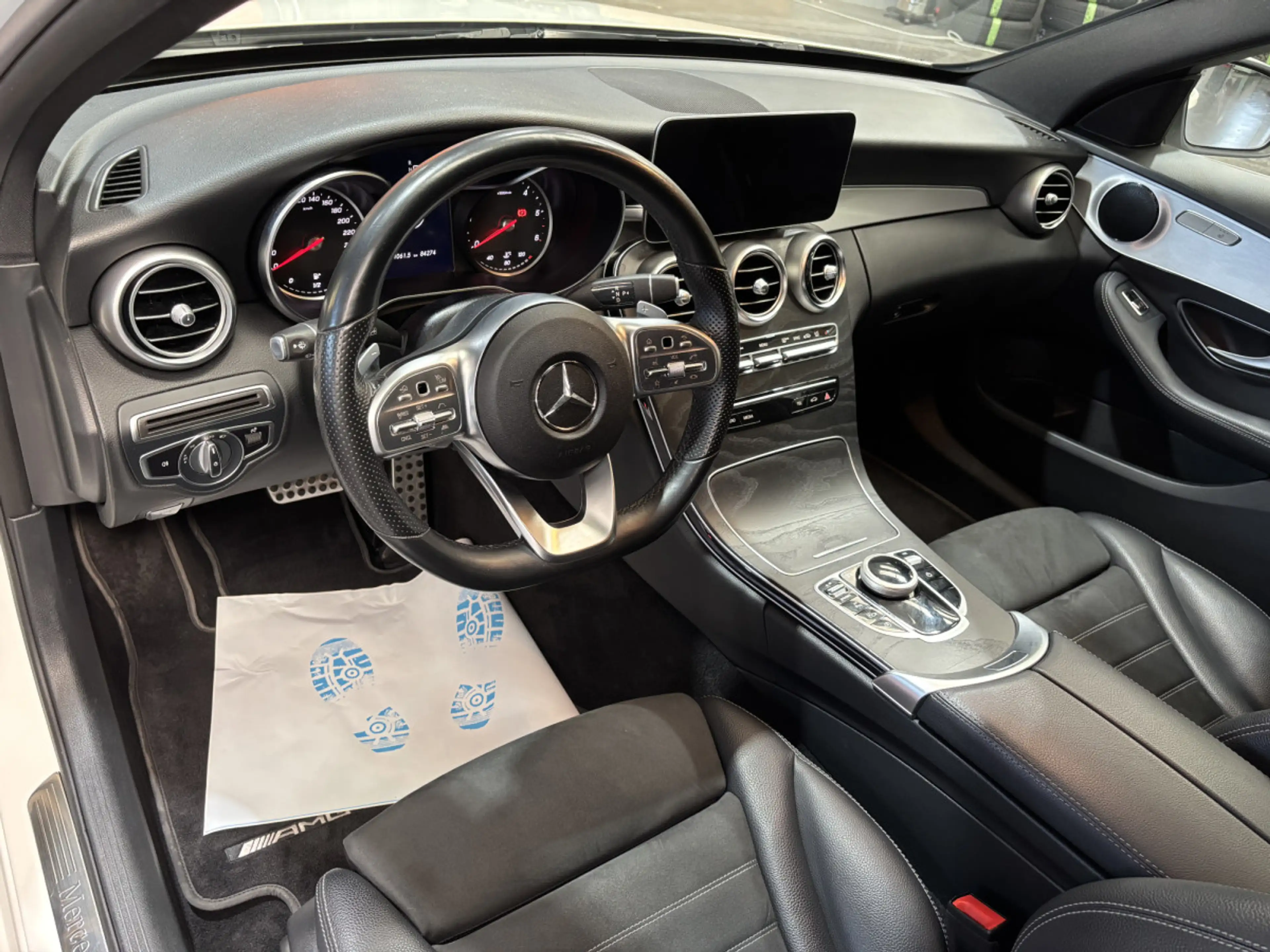 Mercedes-Benz C 220 AMG LINE — photo 10