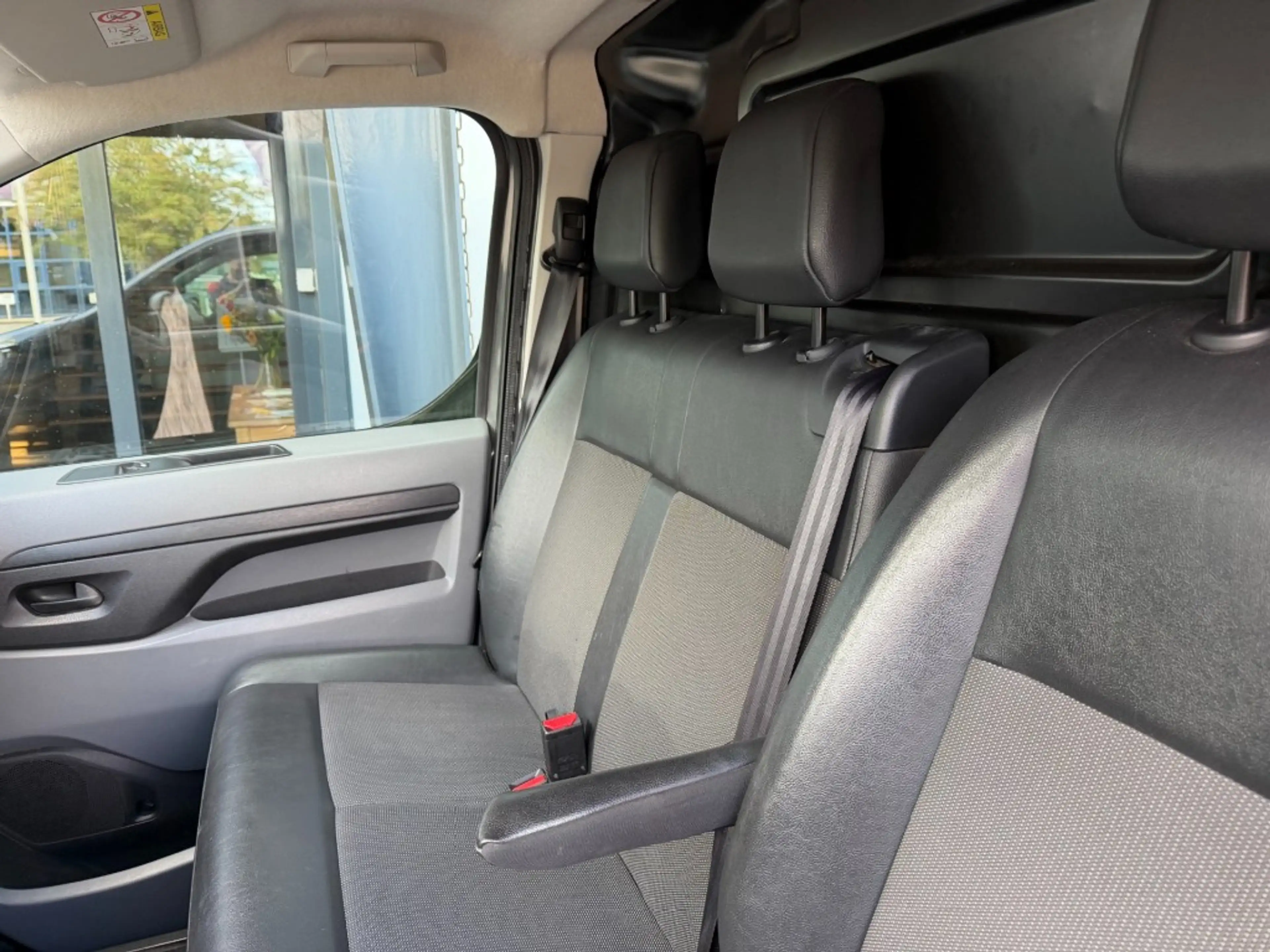 Peugeot Expert 1.5 BlueHDi L2 Lang 120PK Navi, 2x schuifdeur, 3-p — photo 9
