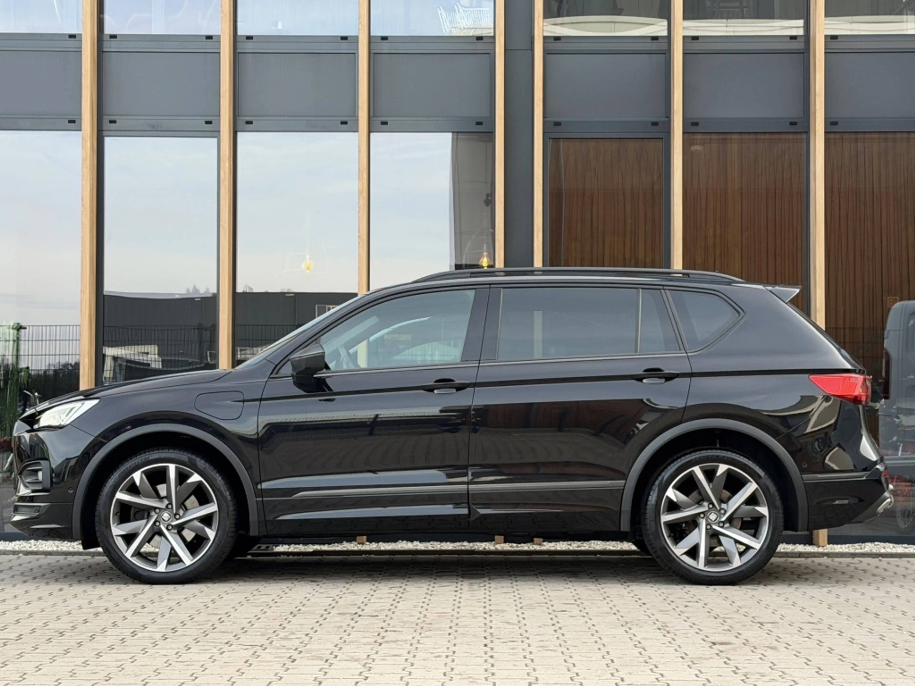 SEAT Tarraco 1.4 TSI e-Hybrid PHEV FR Business Intense | SOH 96 — photo 5