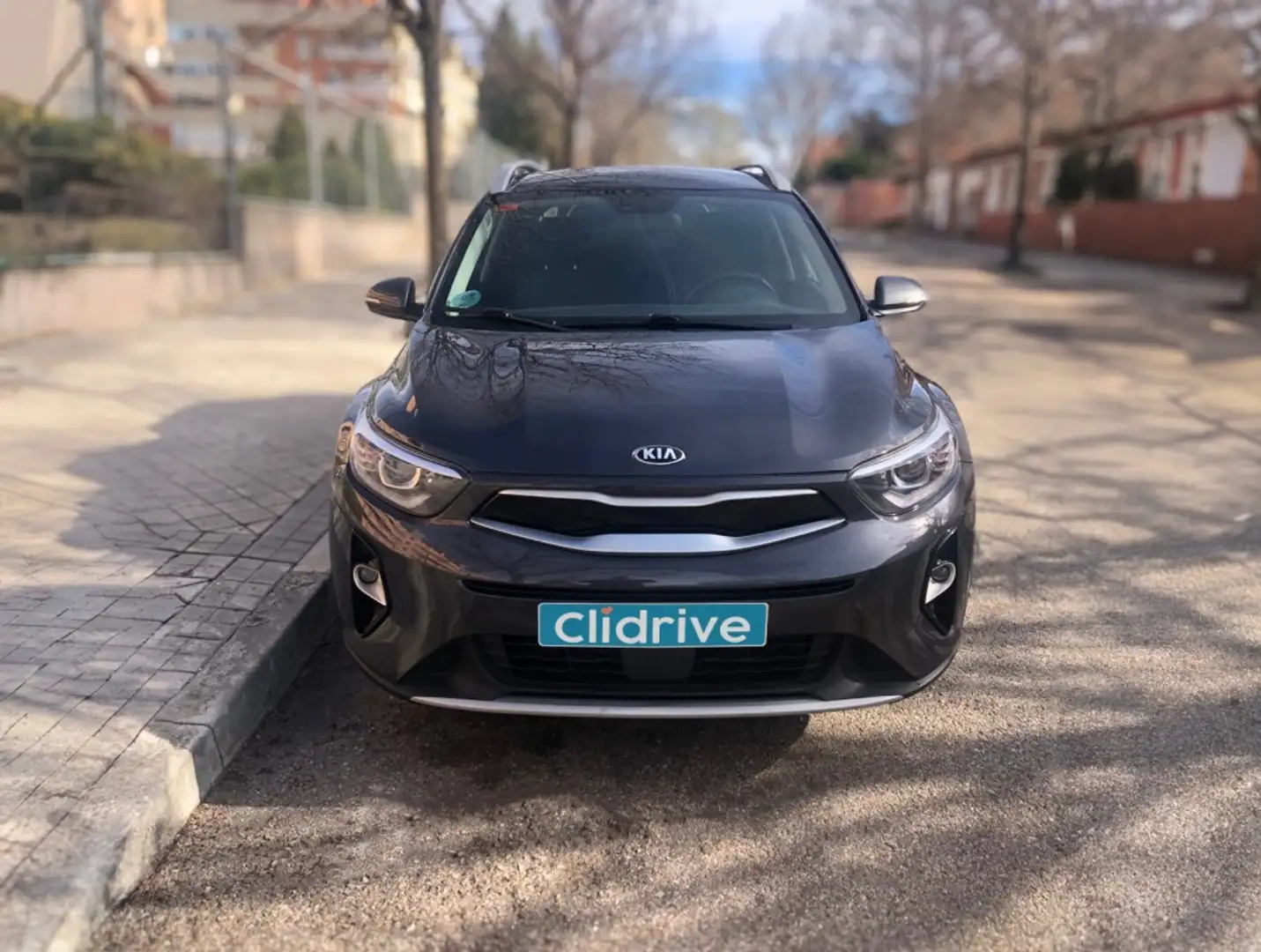 Kia Stonic 1.0 T-GDi Eco-Dynamic Drive 100 Gris - 2