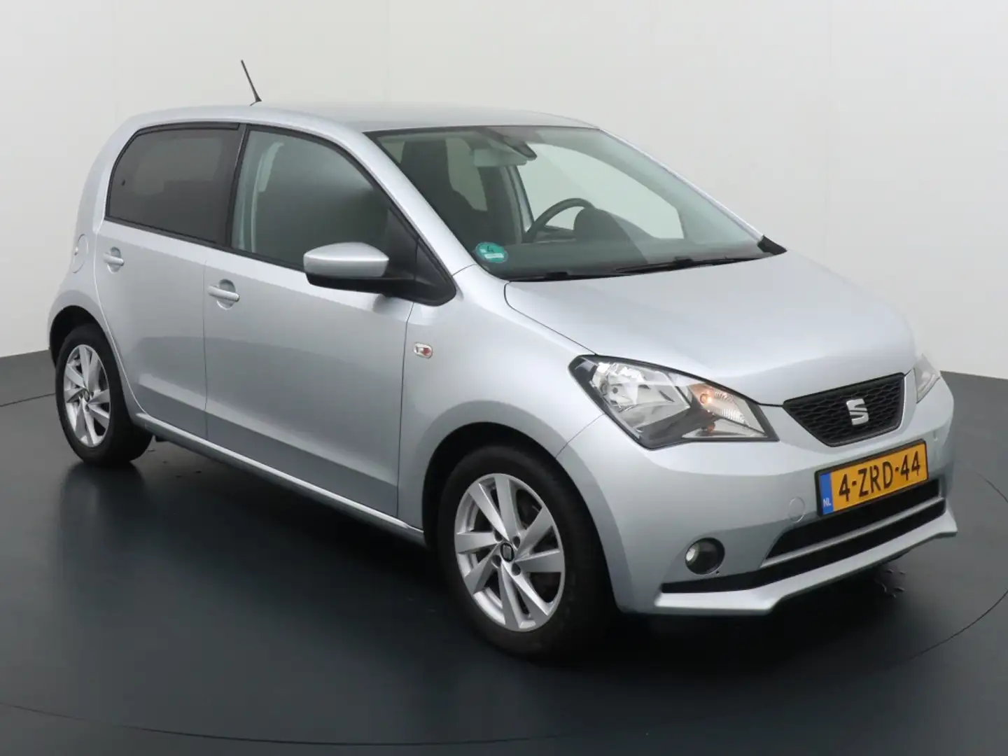 SEAT Mii 1.0 Sport Dynamic | Airco | Stoelverwarming | Geti Gris - 2