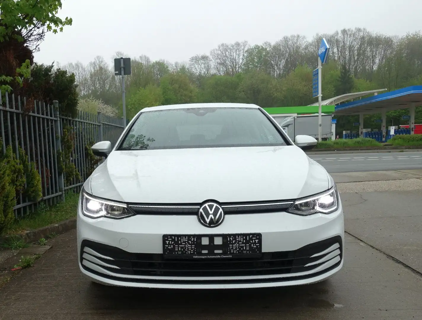 Volkswagen Golf 8 1.5 TSI VIRTUAL*STANDHZG.*5Jahr Garantie*Massage Weiß - 2