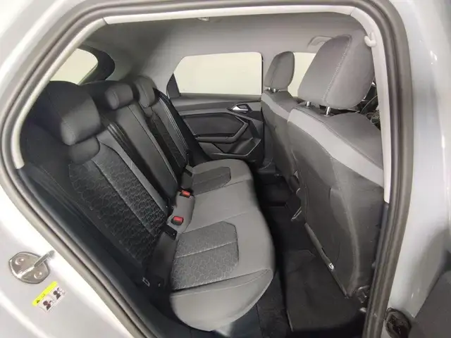 Audi A1 view 8