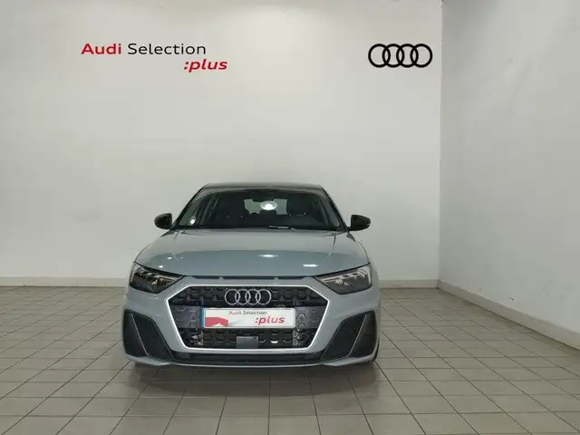 Audi A1 view 2