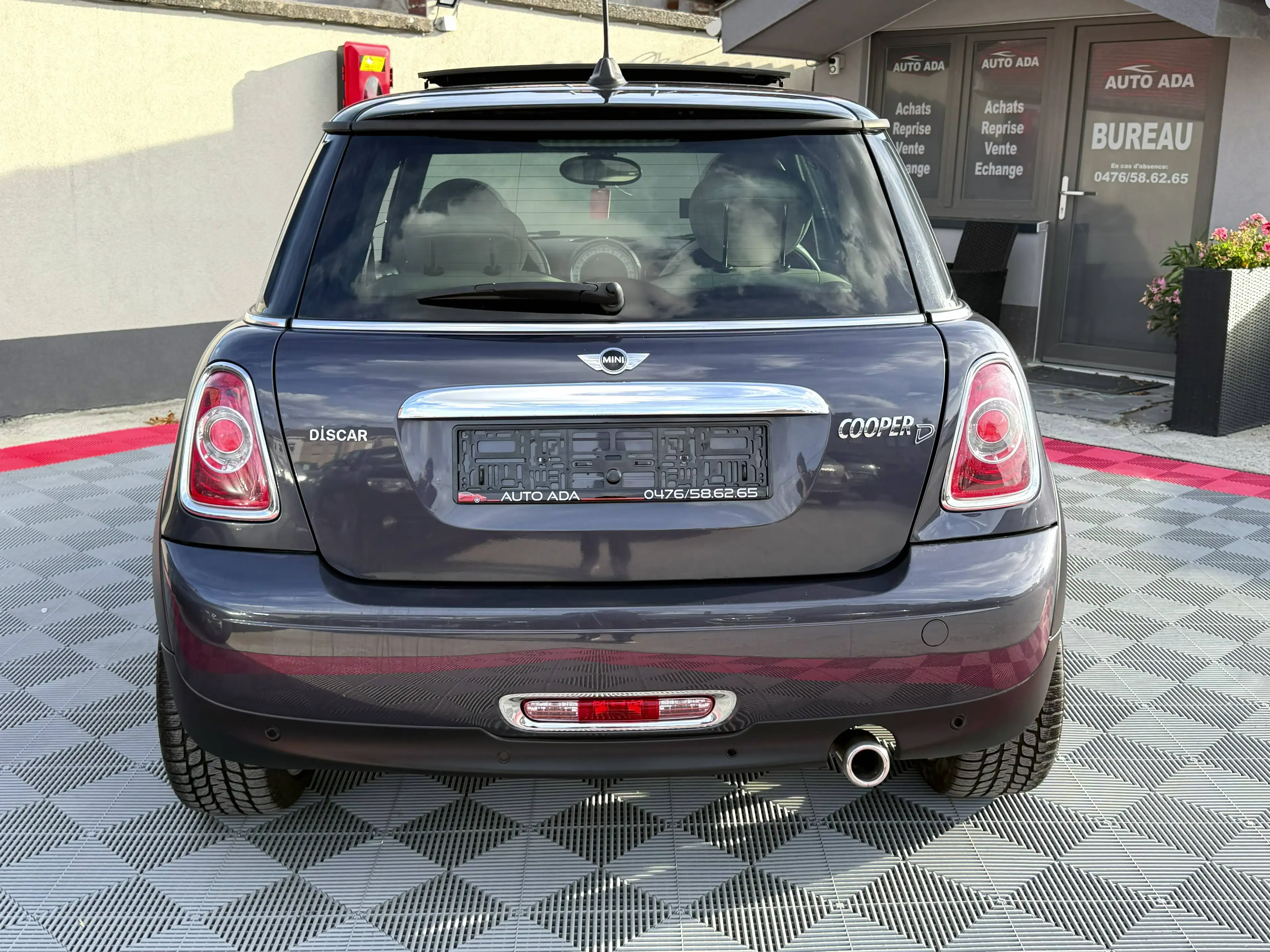 MINI Cooper D Mini 1.6 D Cooper--AIRCO--GPS--CUIR--TOIT PANO-- — photo 11