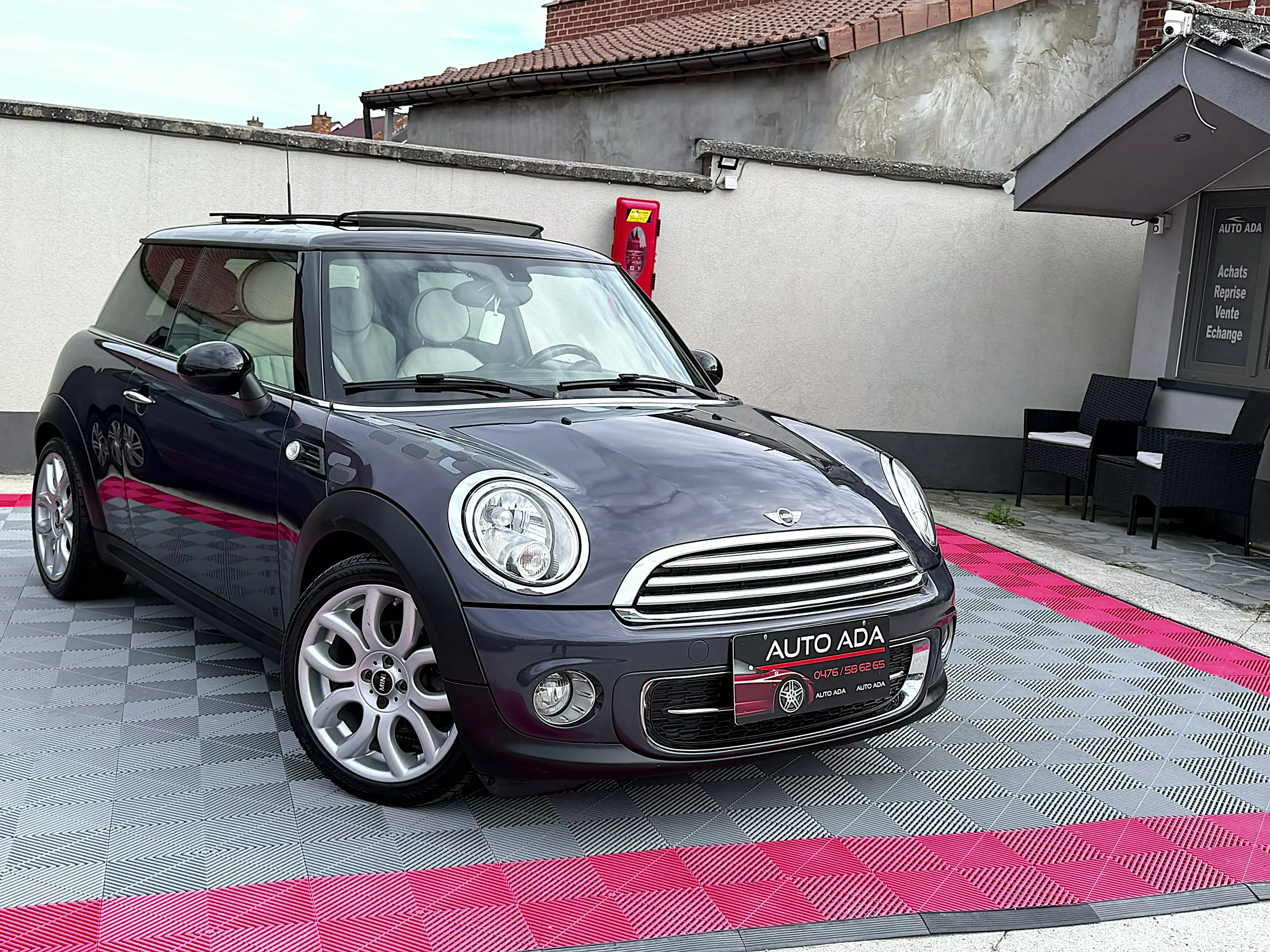 MINI Cooper D Mini 1.6 D Cooper--AIRCO--GPS--CUIR--TOIT PANO--