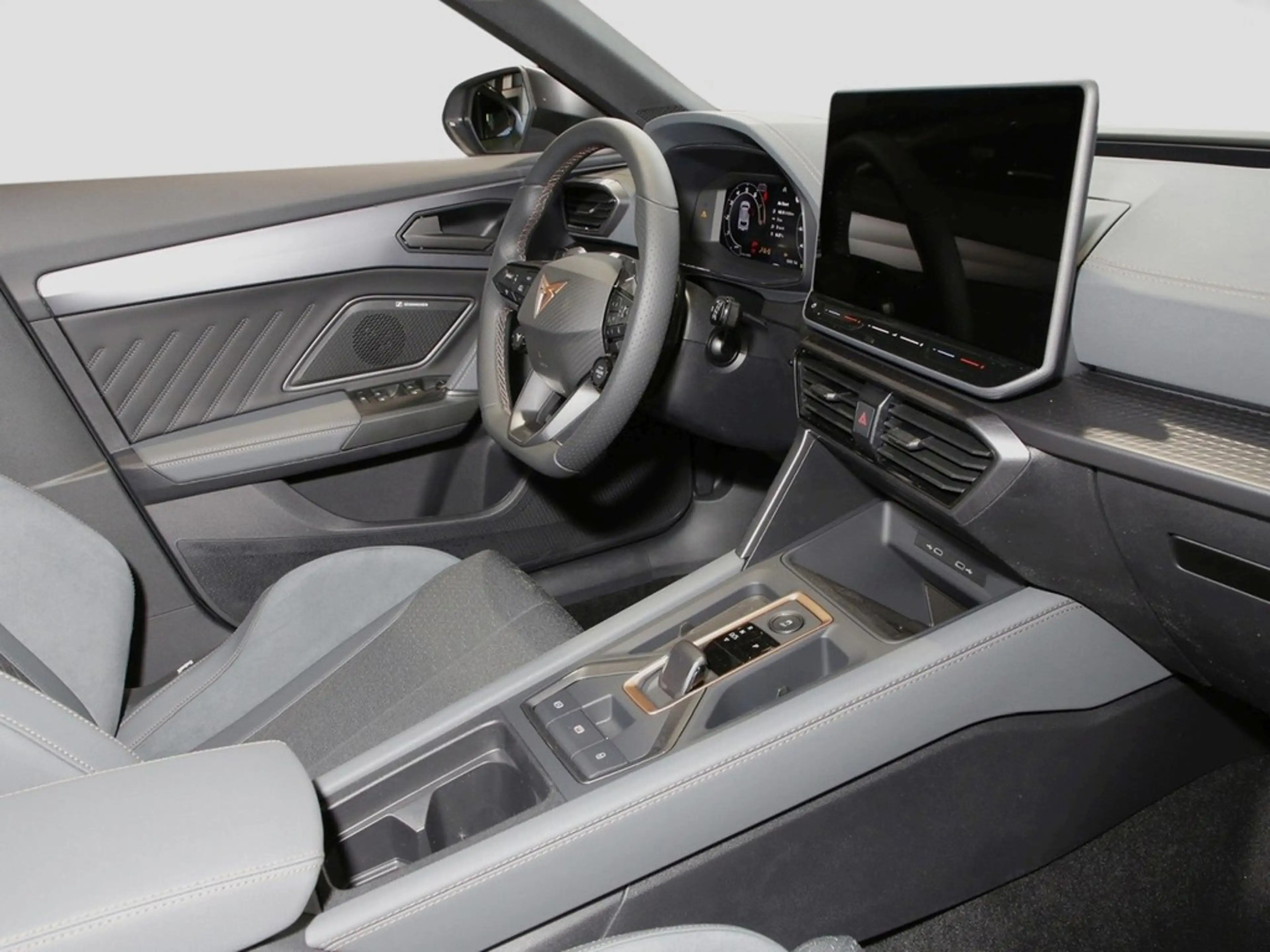CUPRA Formentor VZ5 2.5 TSI-7-Gang DSG 4Drive — photo 9