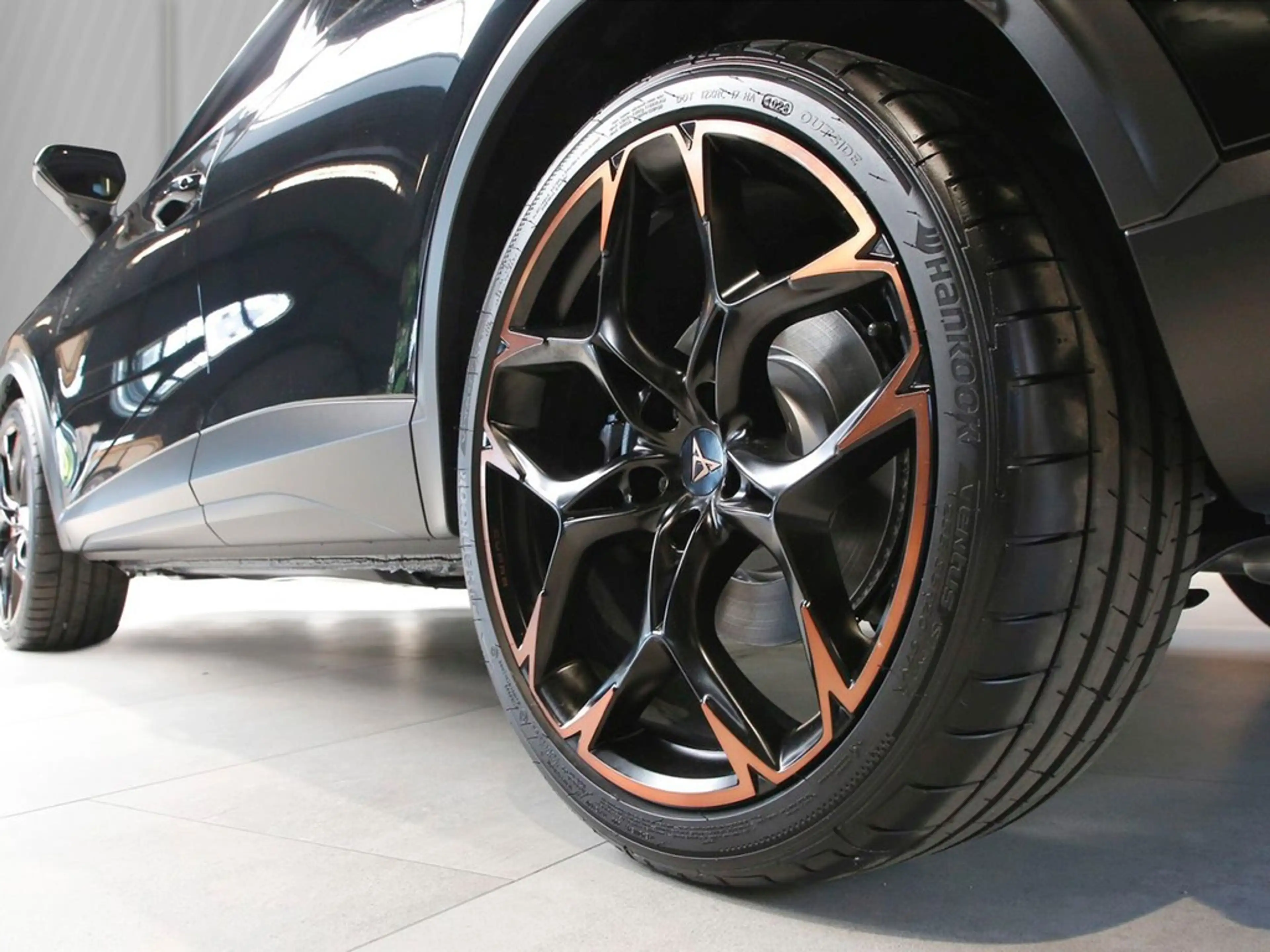 CUPRA Formentor VZ5 2.5 TSI-7-Gang DSG 4Drive — photo 5