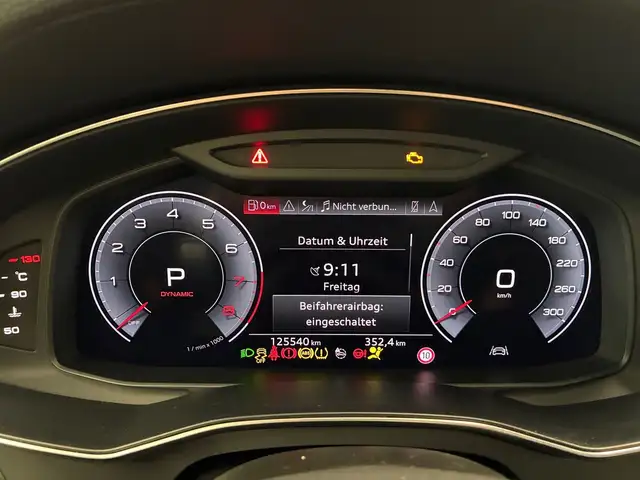 Audi A6 view 4