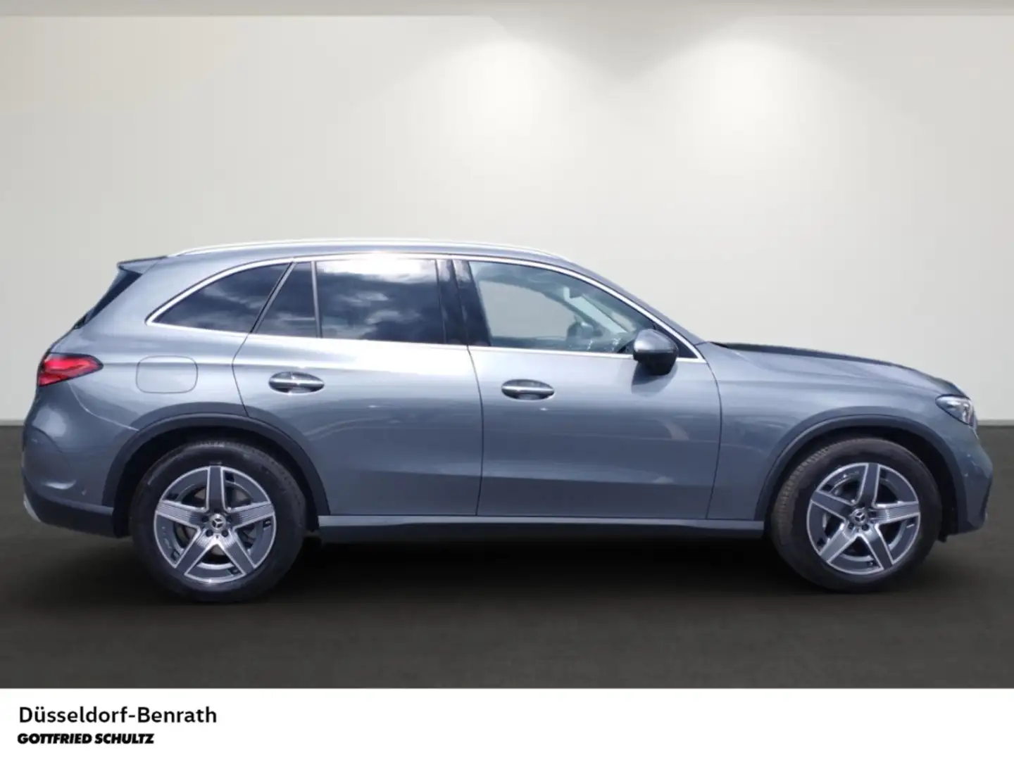 Mercedes-Benz GLC 200 AMG line 4Matic Sitzheizung Elektrische Heckklappe Grau - 2