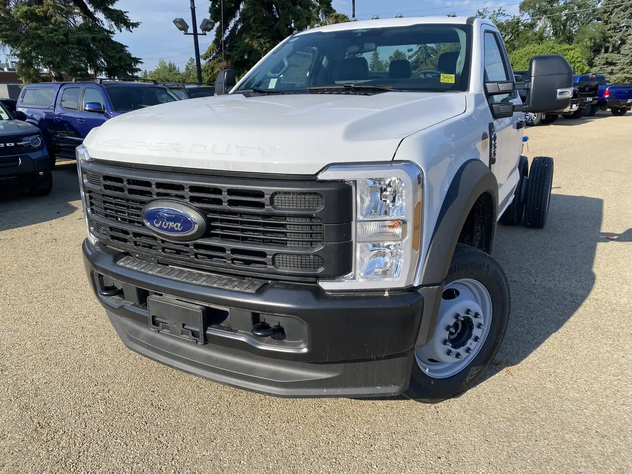 Ford F-550 Super Duty снимка Ford F-550 Super Duty