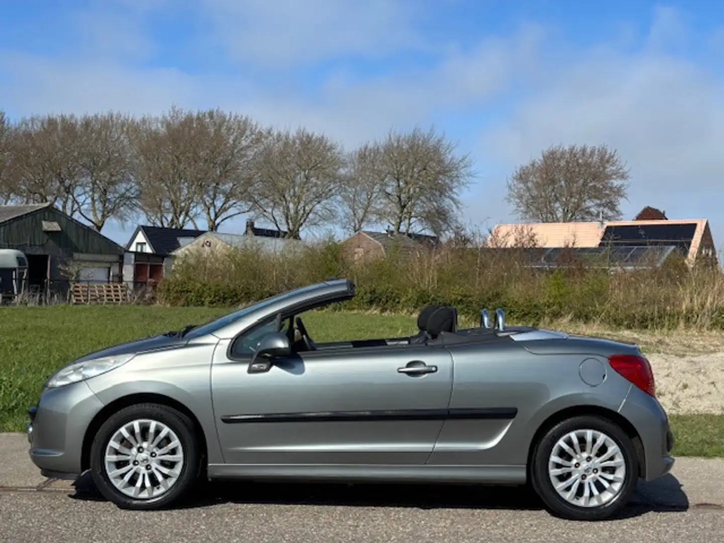 Peugeot 207 CC 1.6 VTi Airco Electric pakket Audio-CD/MP3 ABS Gris - 2