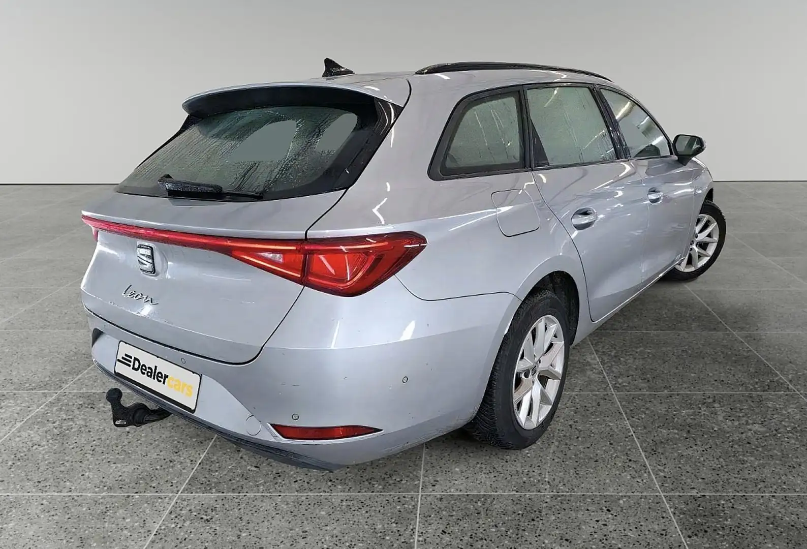 SEAT Leon SP 1,0 eTSI Style DSG *VOLL LED*AHK*VIRTUAL COC... Silber - 2