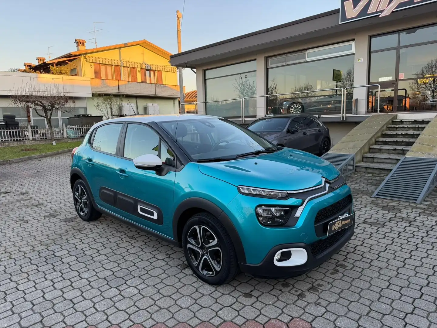 Citroen C3 C3 III 2021 1.2 puretech Shine s - 1