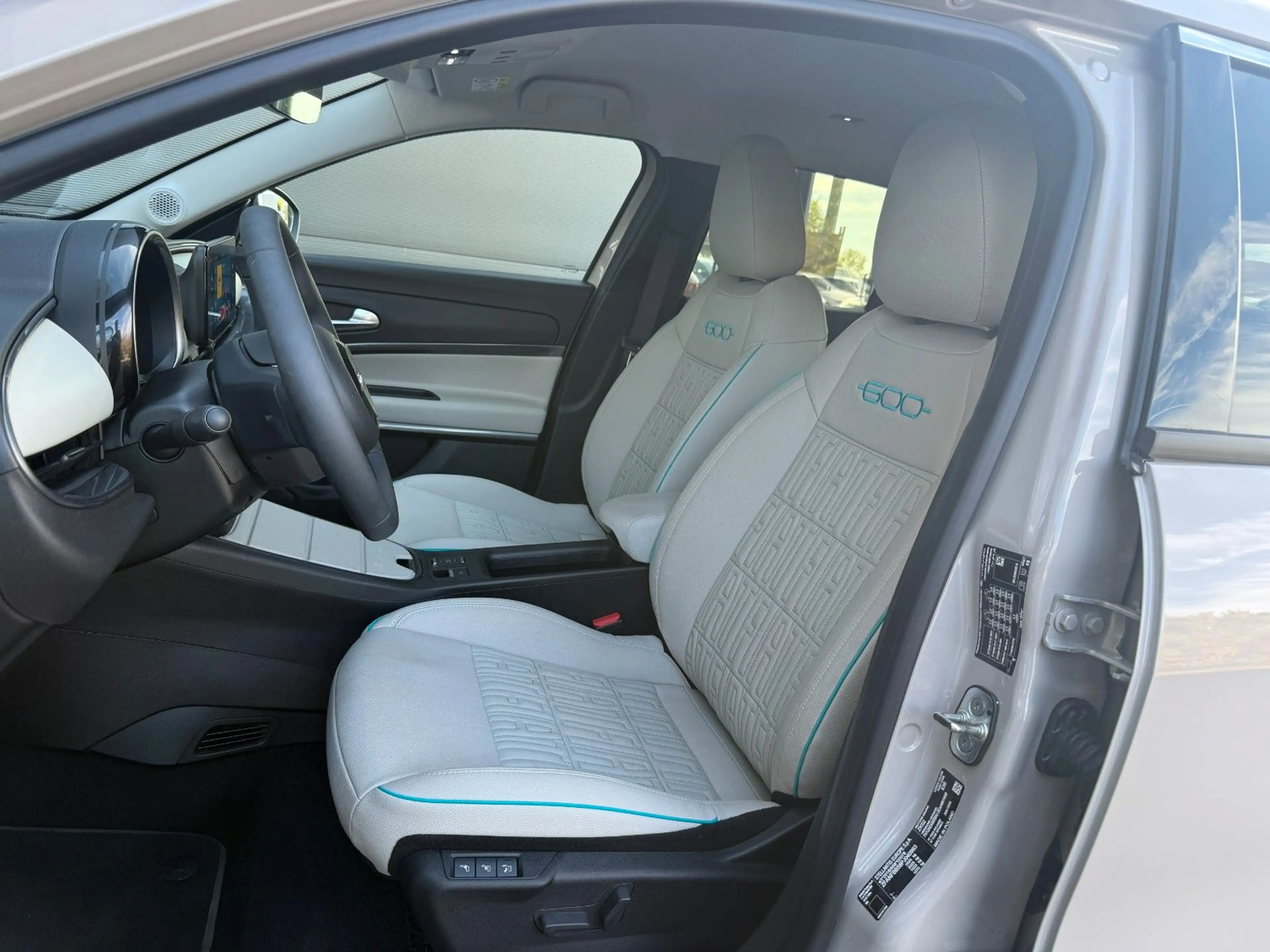Fiat 600 e 115kW La Prima Leder Keyless ACC Kamera Nav — photo 10