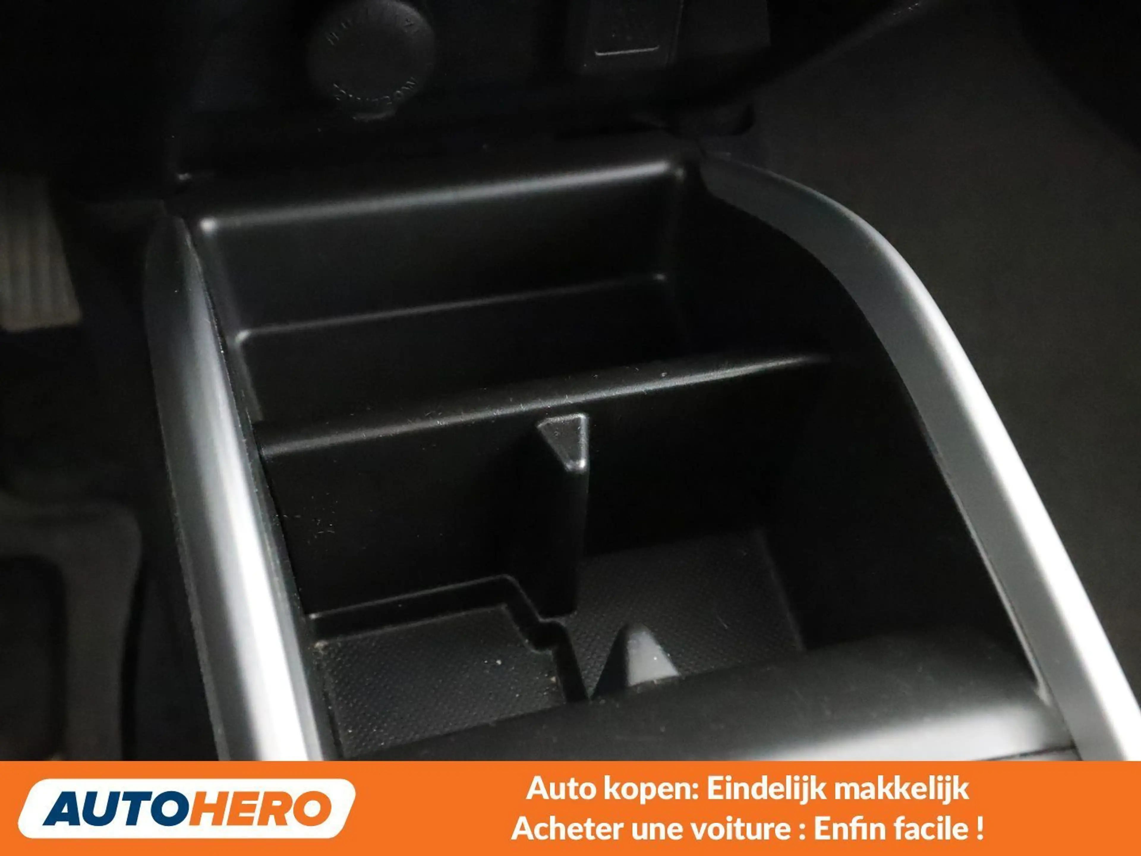 Suzuki Baleno 1.2 DualJet Club — photo 9