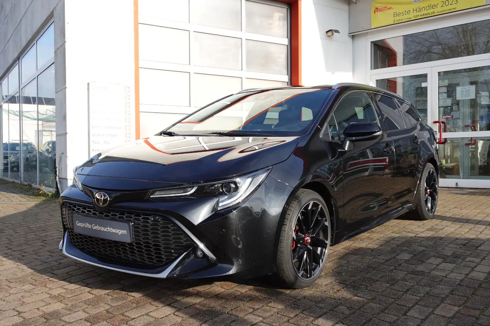 Toyota Corolla 2,0 Hybrid GR Sport Touring Sports Pano Schwarz - 1