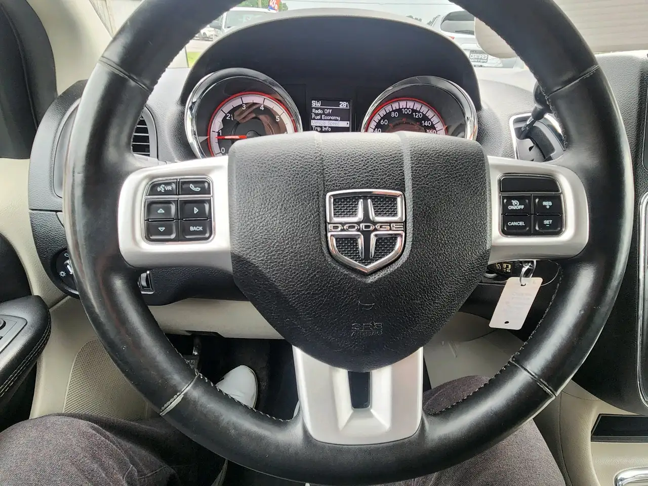 Dodge Grand Caravan photo Dodge Grand Caravan