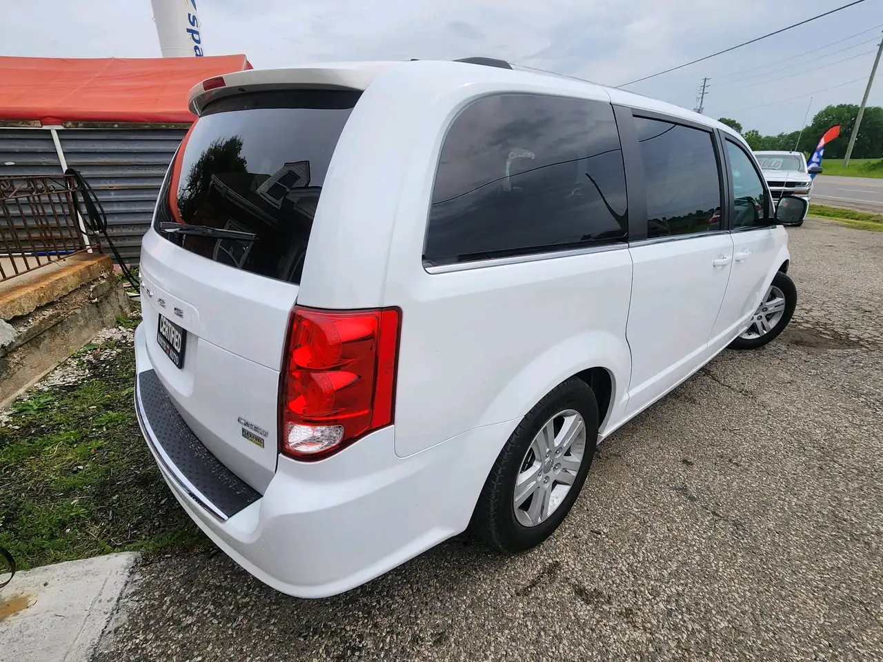 Dodge Grand Caravan photo Dodge Grand Caravan