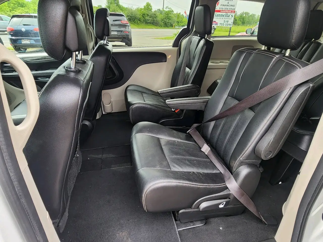Dodge Grand Caravan photo Dodge Grand Caravan
