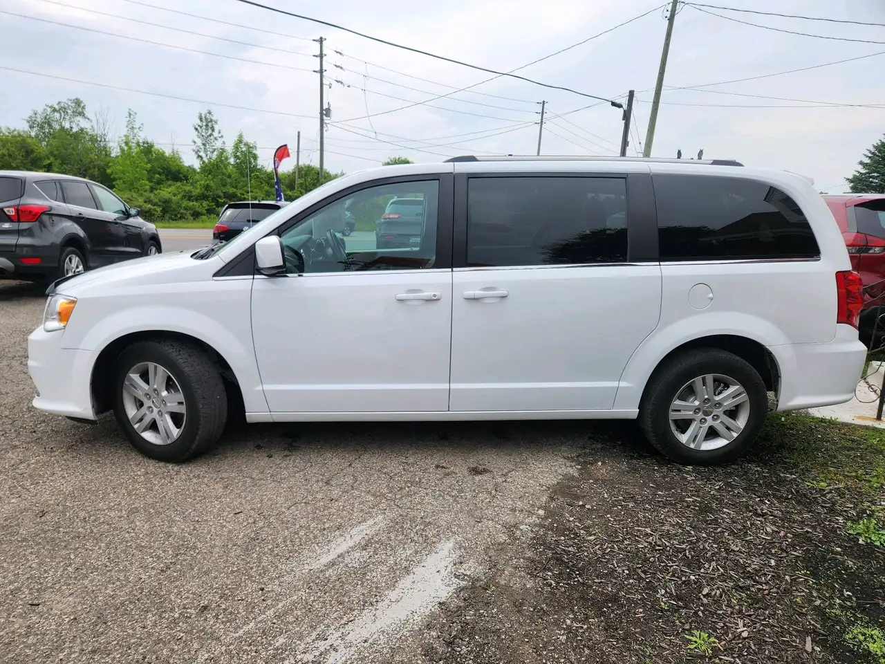 Dodge Grand Caravan photo Dodge Grand Caravan