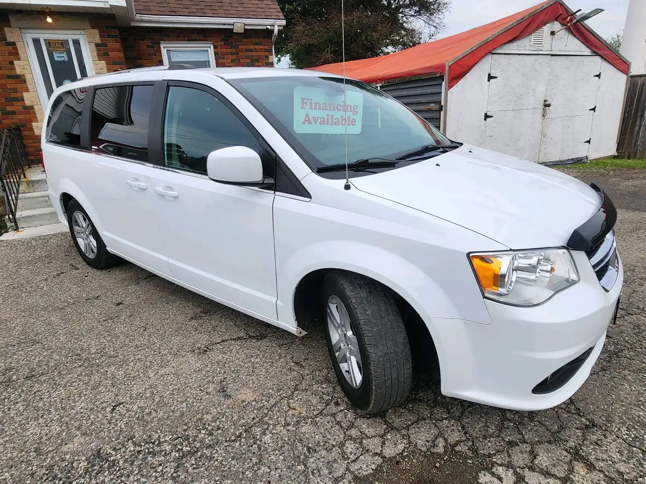 Dodge Grand Caravan photo Dodge Grand Caravan